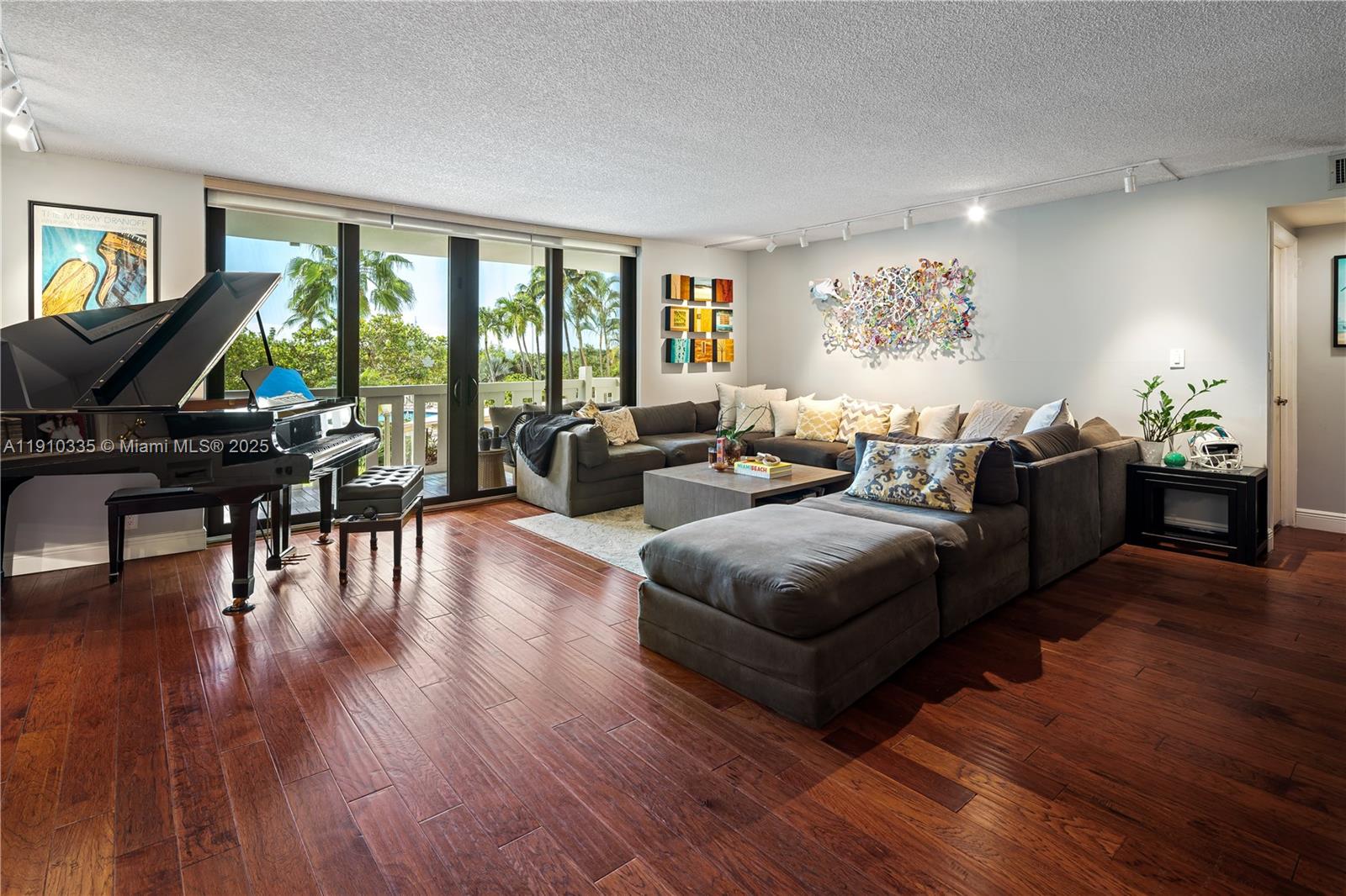 1111 Crandon Blvd #C205, Key Biscayne FL 33149