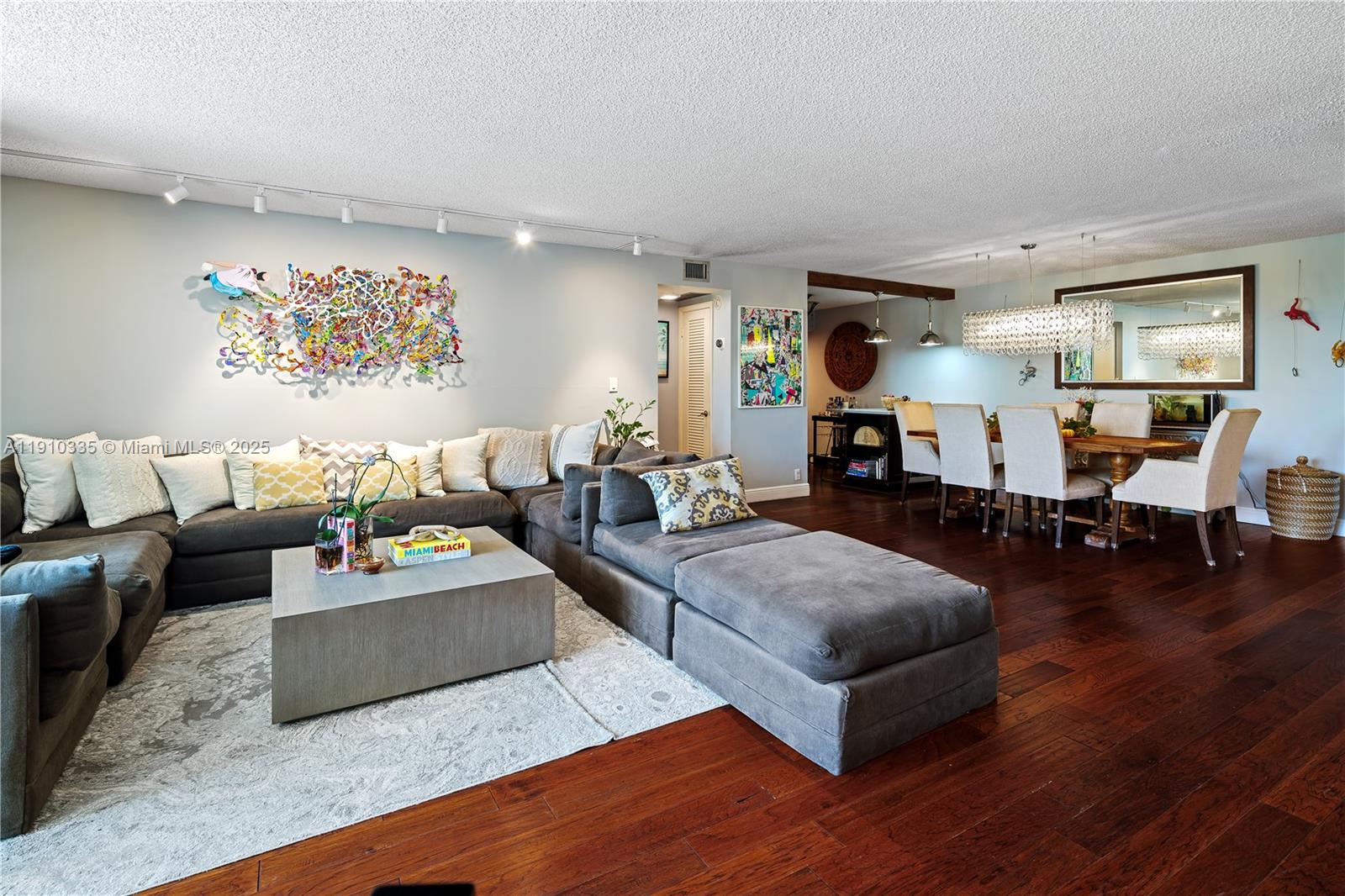 1111 Crandon Blvd #C205, Key Biscayne FL 33149