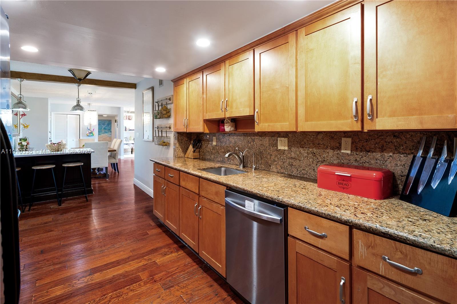 1111 Crandon Blvd #C205, Key Biscayne FL 33149