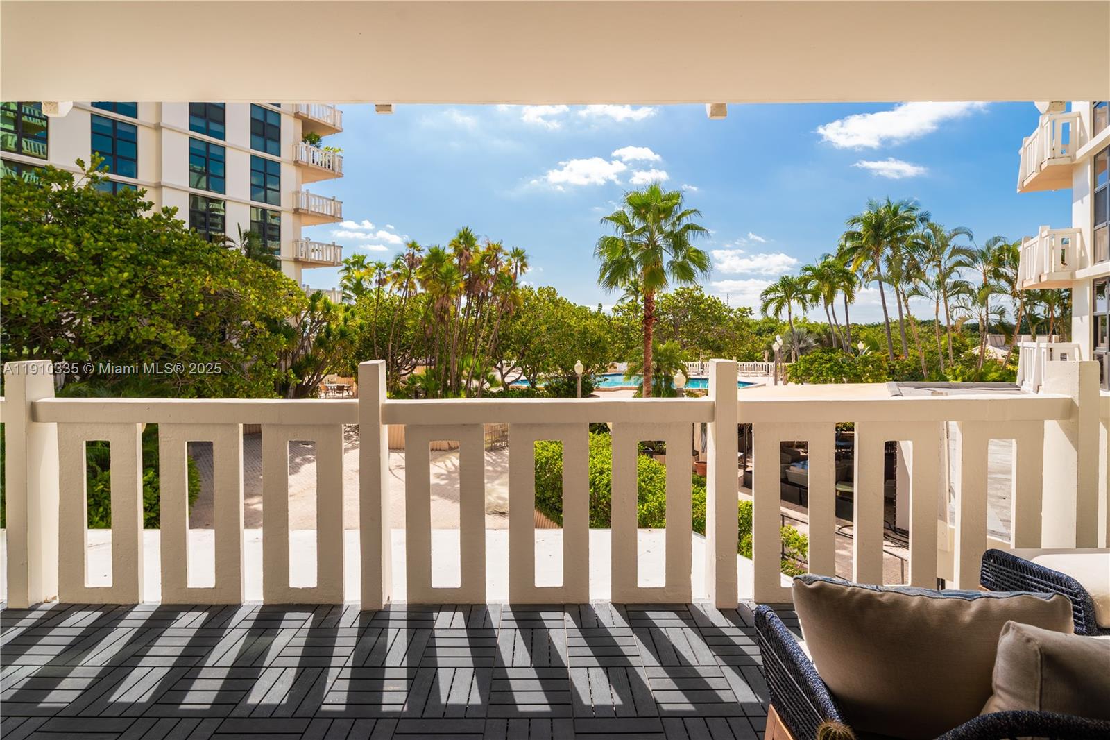 1111 Crandon Blvd #C205, Key Biscayne FL 33149