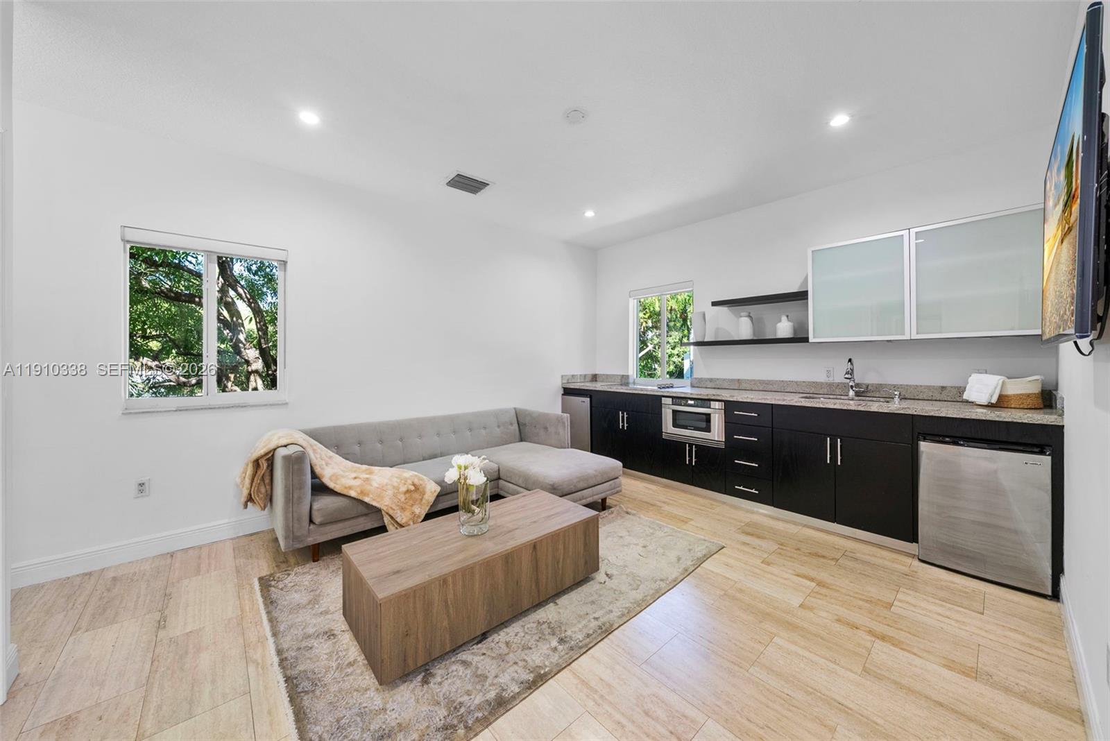 6300 Allison Rd, Miami Beach FL 33141