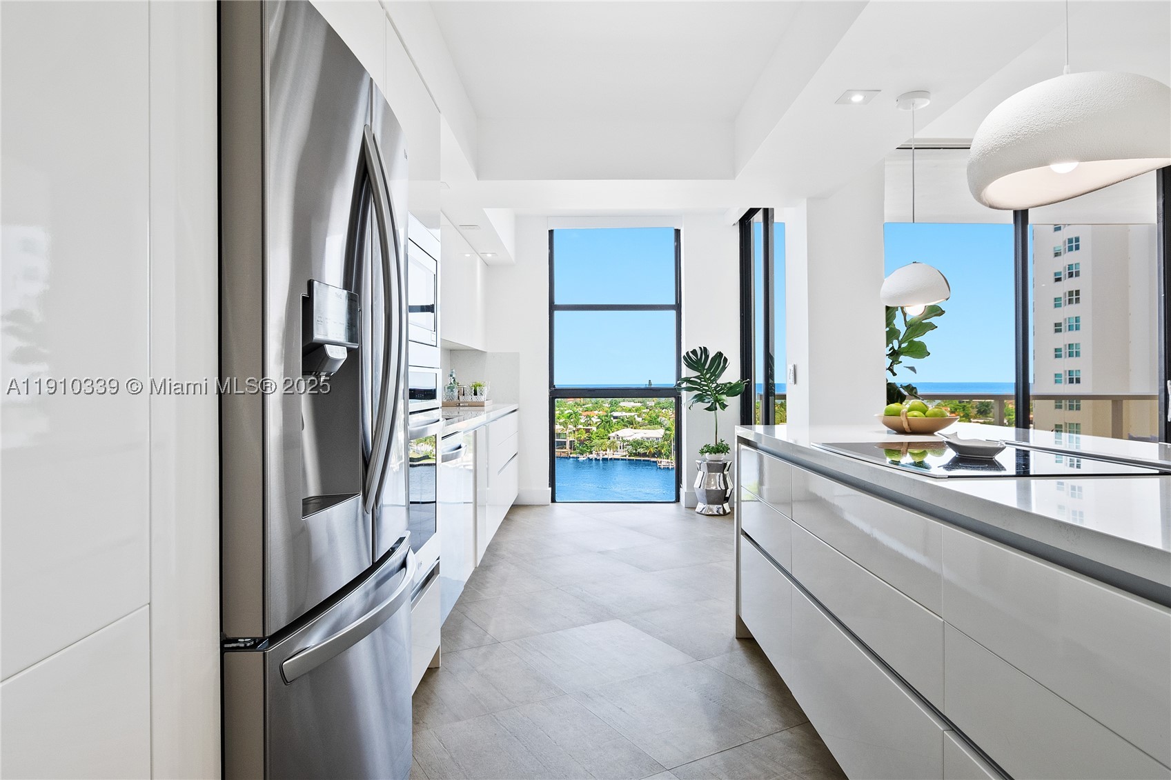 20281 E Country Club Dr #808, Aventura FL 33180