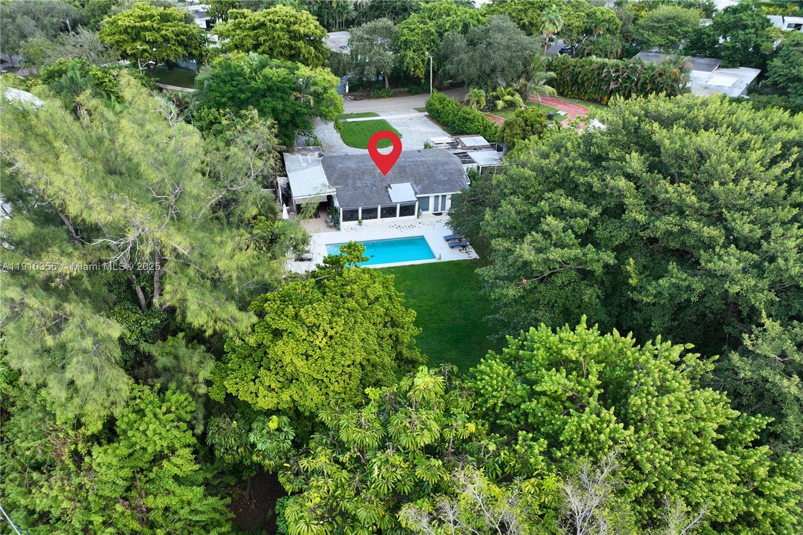 12500 Alamanda Dr, North Miami FL 33181