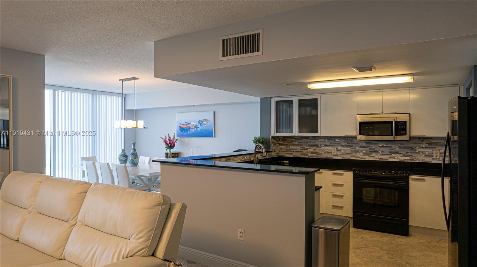 16699 Collins Ave #601, Sunny Isles Beach FL 33160