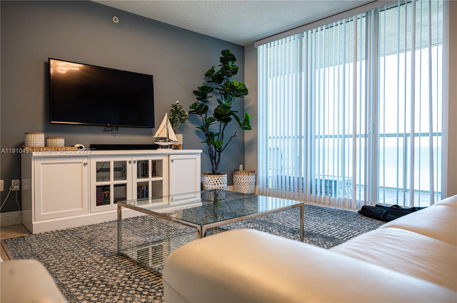 16699 Collins Ave #601, Sunny Isles Beach FL 33160