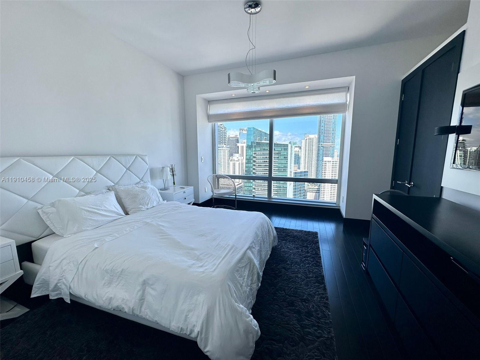 Miami FL 33131 - A11910458