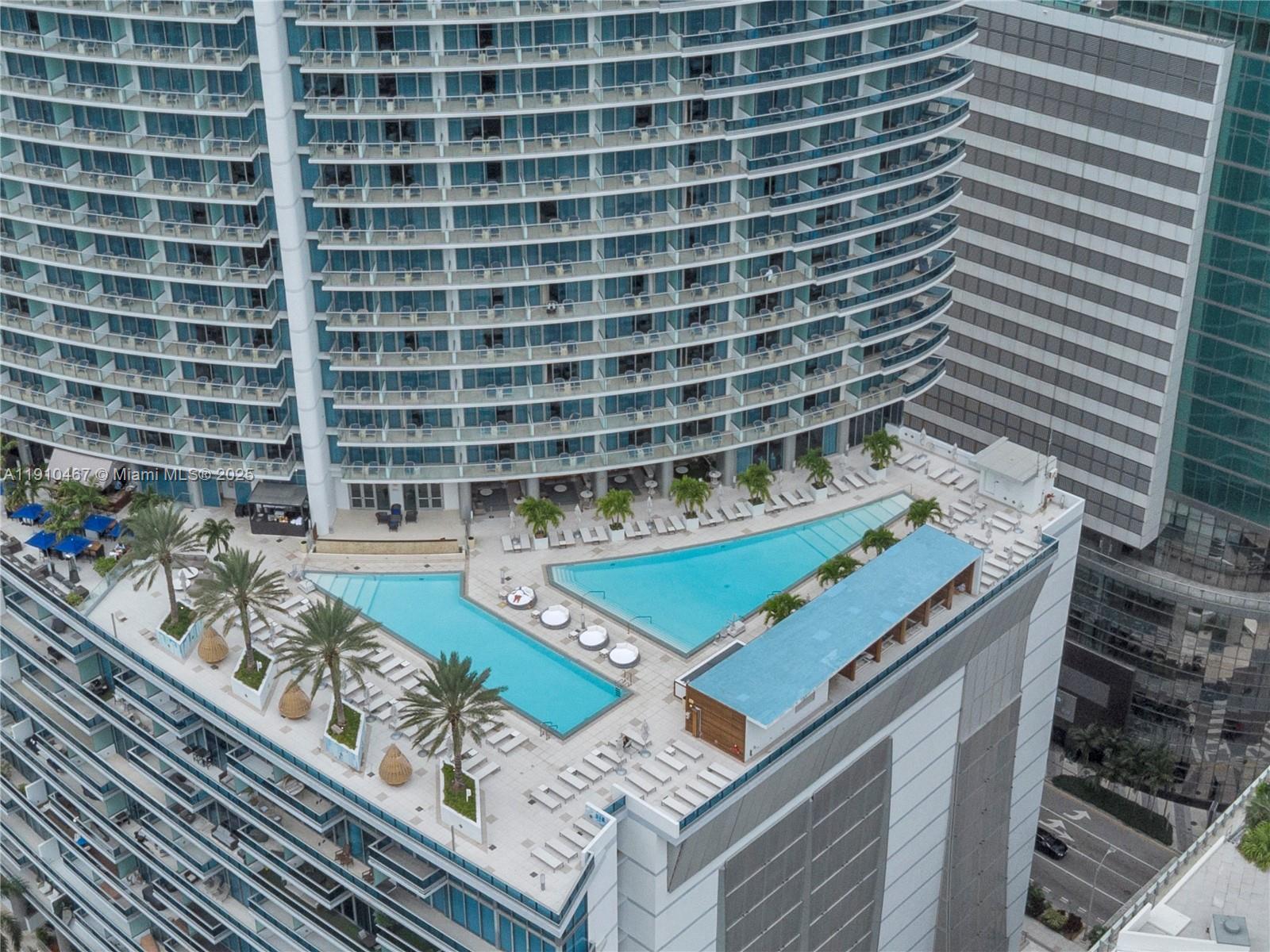 200 Biscayne Boulevard Way #3907, Miami FL 33131