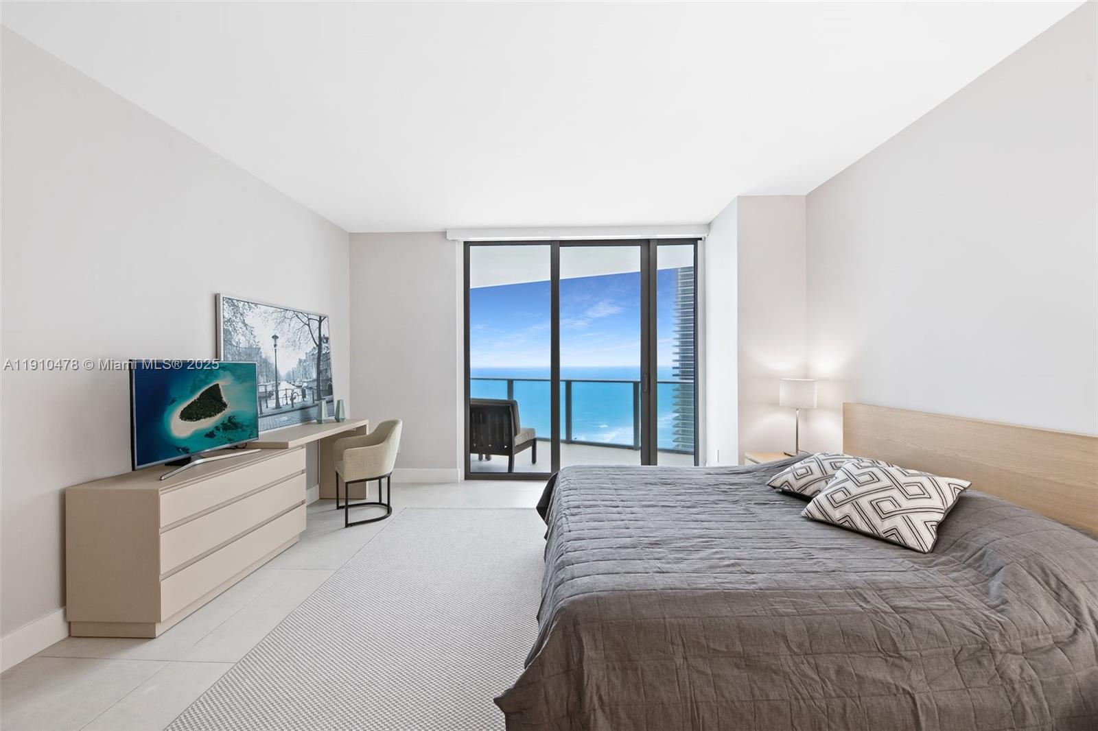 4111 S Ocean Dr #3001, Hollywood FL 33019