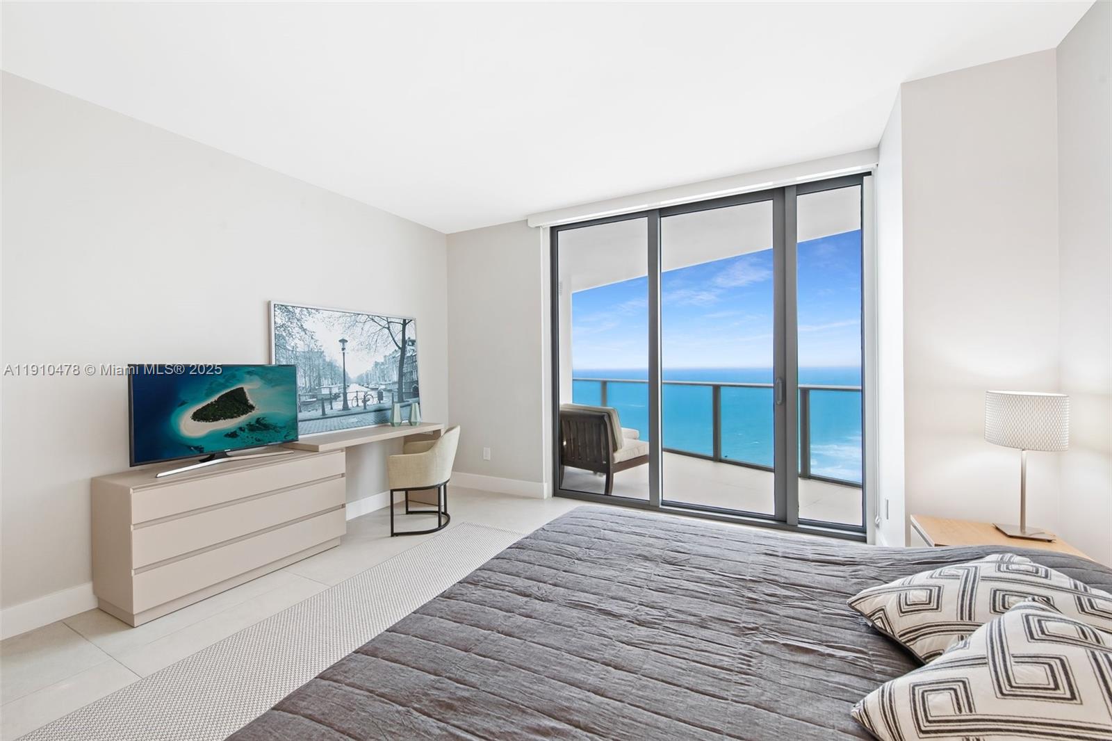 4111 S Ocean Dr #3001, Hollywood FL 33019