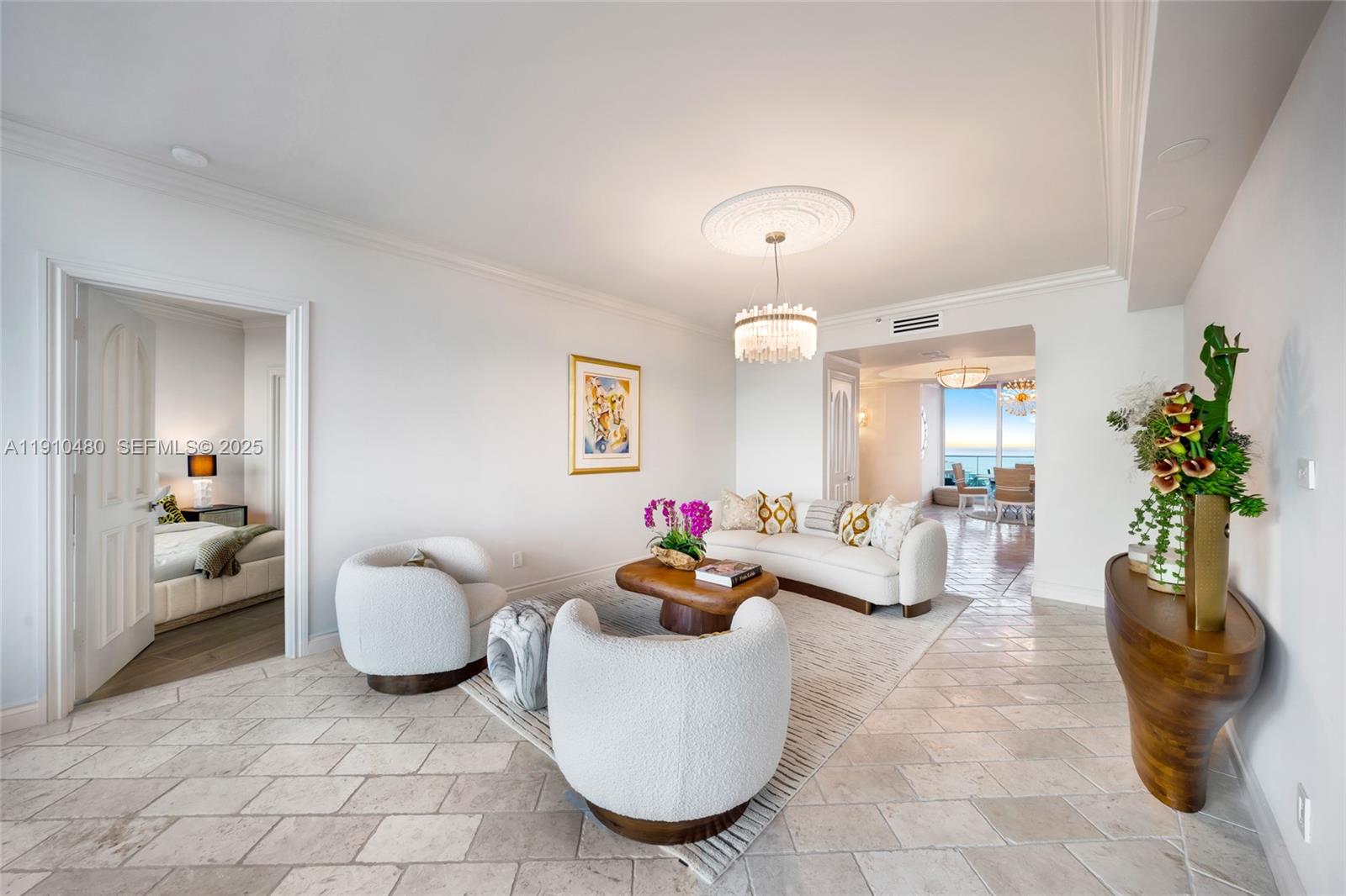 300 S Pointe Dr #1702, Miami Beach FL 33139