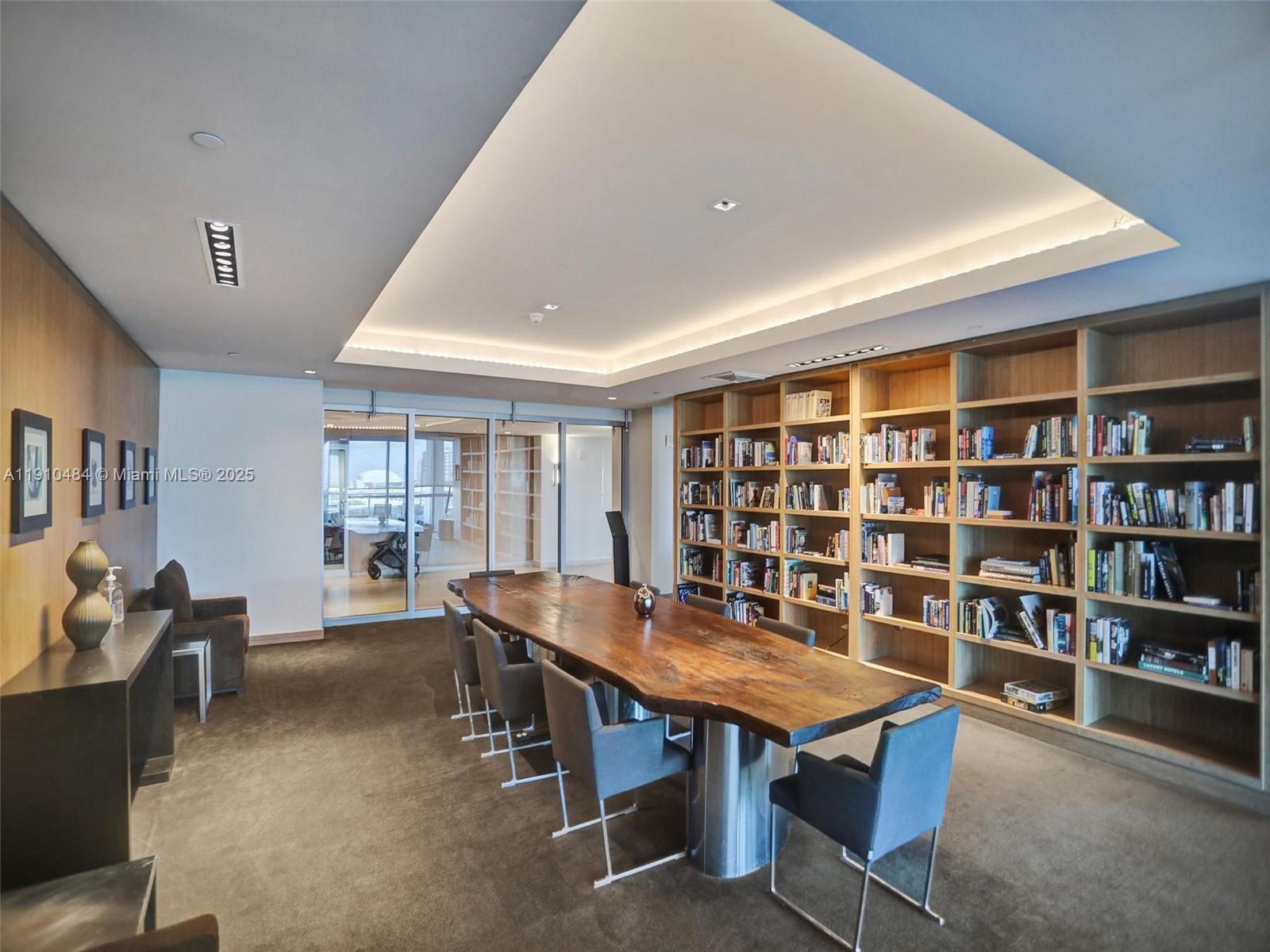 900 Biscayne Blvd #5610, Miami FL 33132