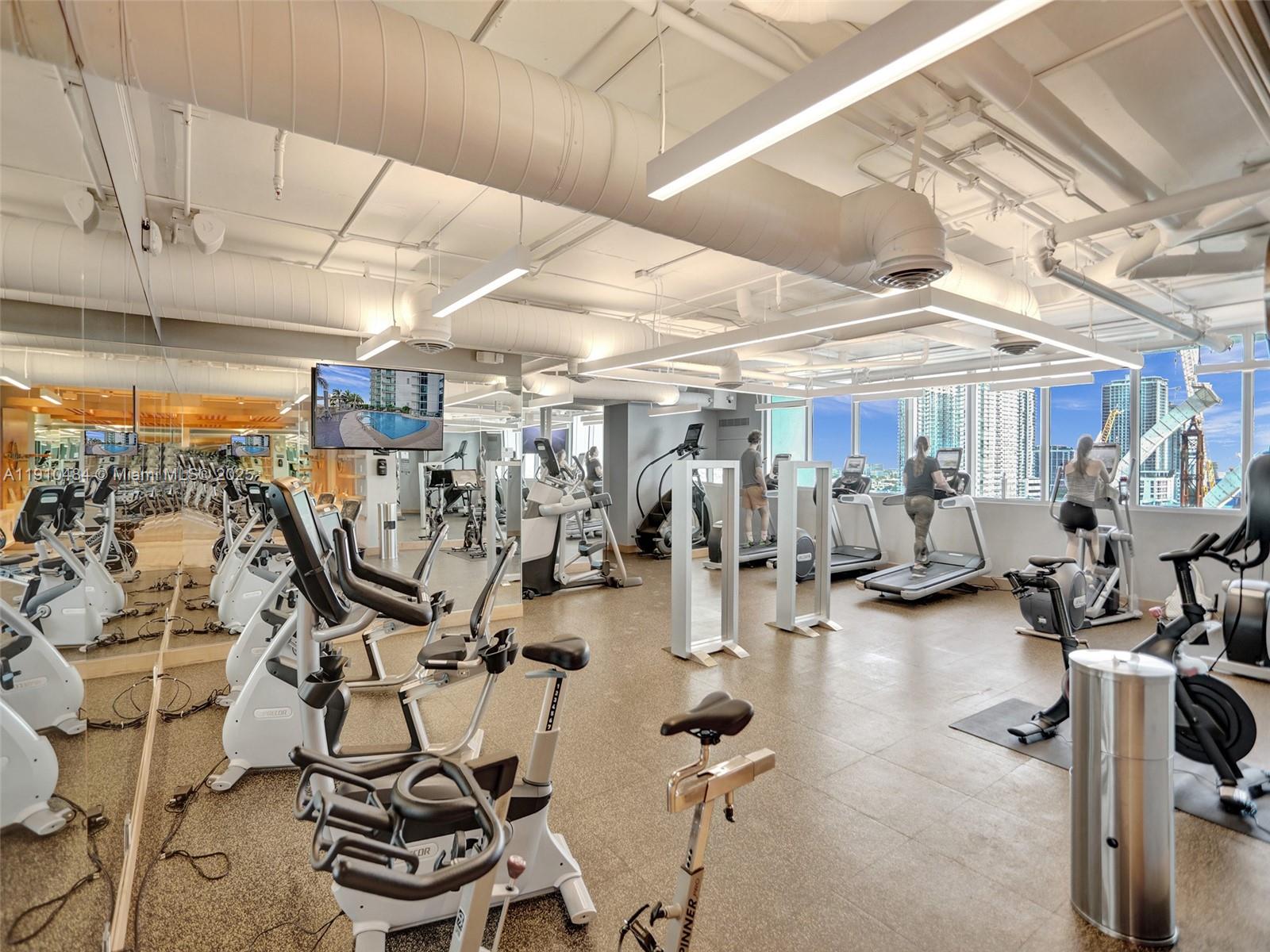 900 Biscayne Blvd #5610, Miami FL 33132