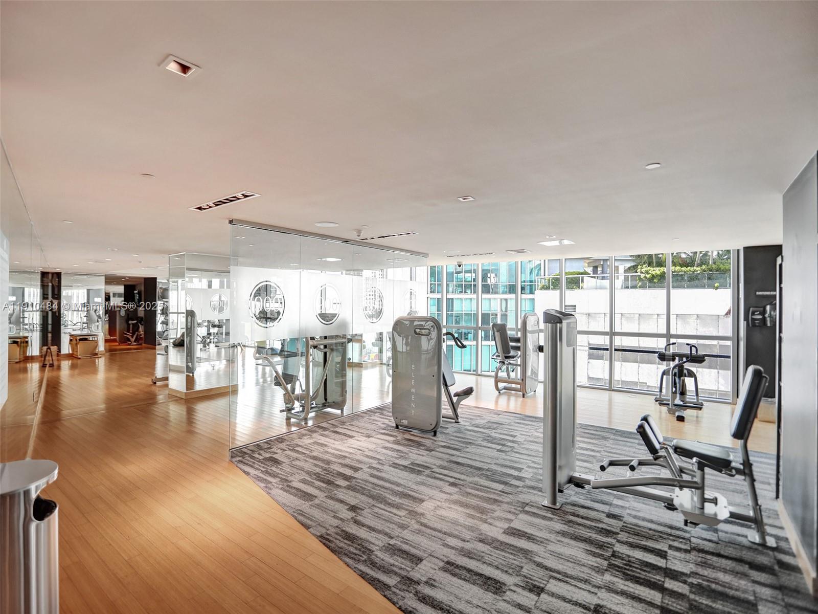 900 Biscayne Blvd #5610, Miami FL 33132