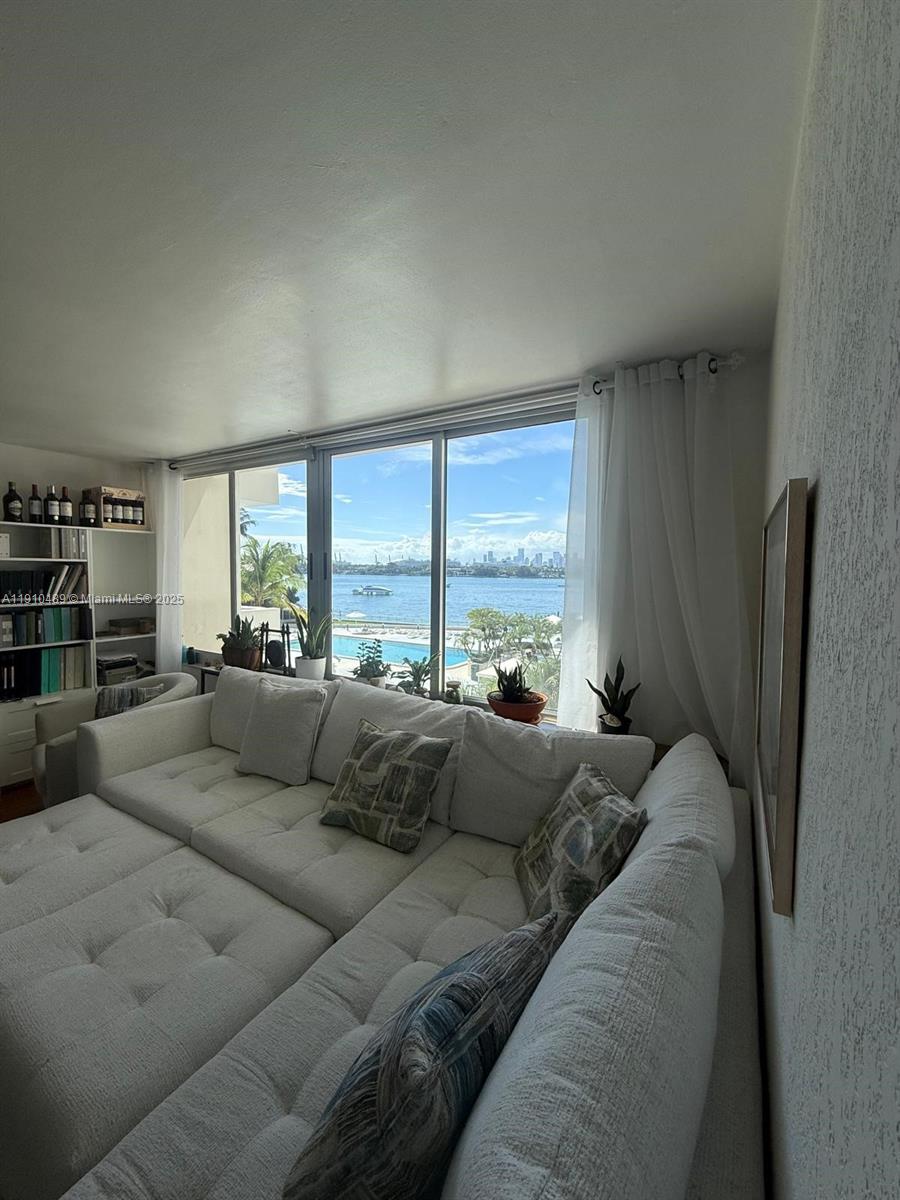 1200 West Ave #301, Miami Beach FL 33139