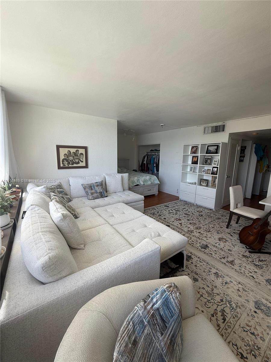 1200 West Ave #301, Miami Beach FL 33139