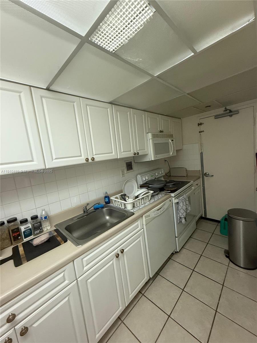 1200 West Ave #301, Miami Beach FL 33139