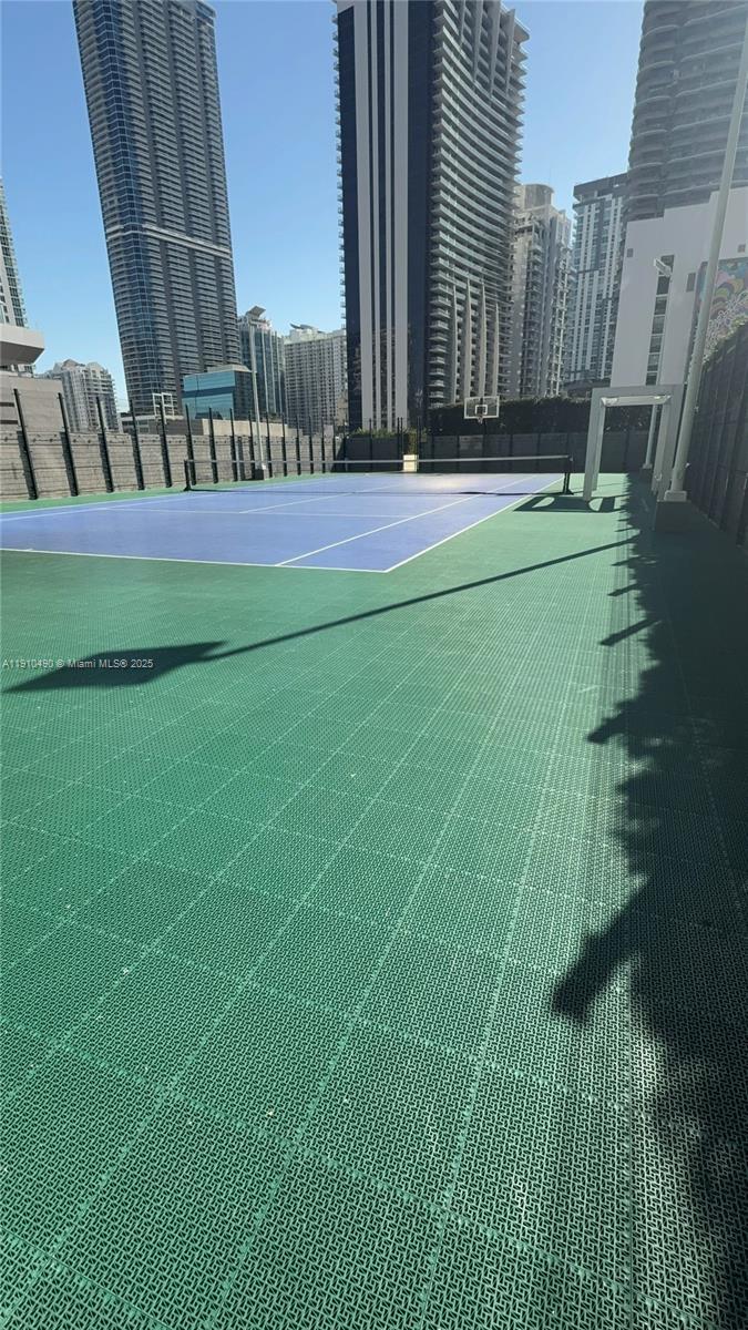 801 S Miami Ave #3904, Miami FL 33130