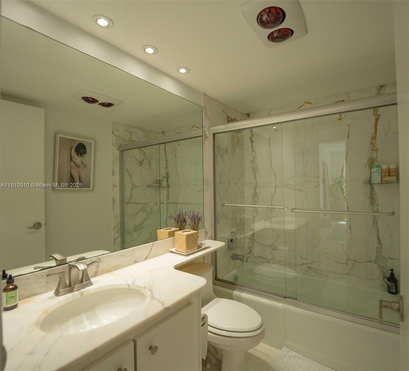199 Ocean Lane Dr #313, Key Biscayne FL 33149