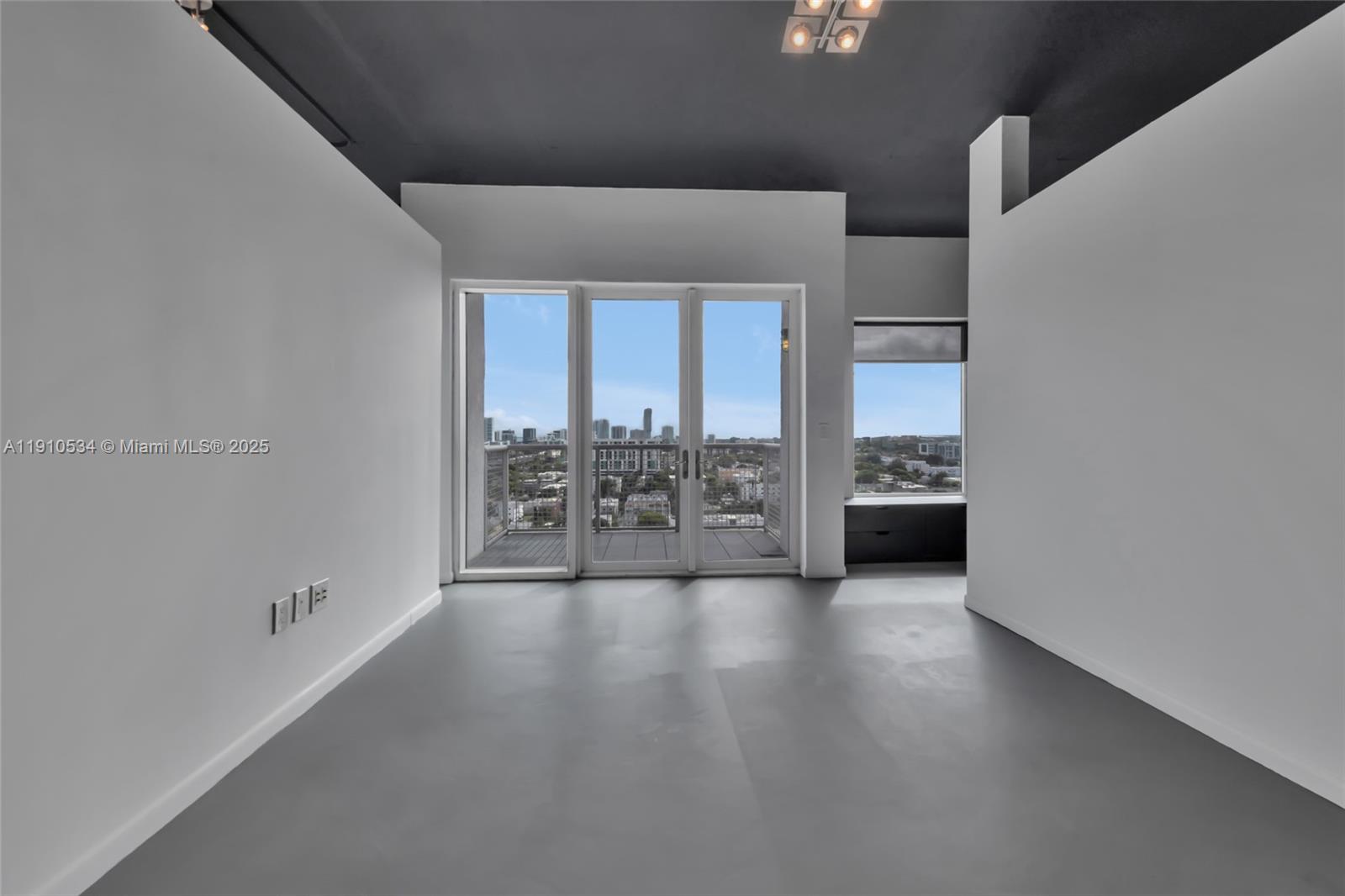 10 SW South River Dr #1509, Miami FL 33130