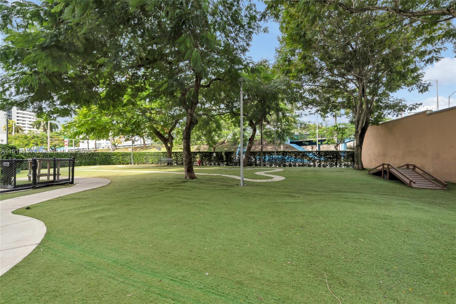 10 SW South River Dr #1509, Miami FL 33130