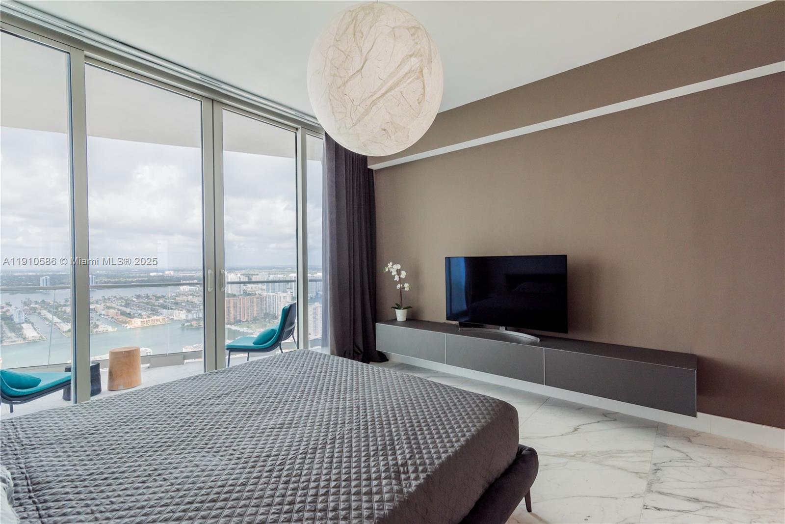 16901 Collins Ave #4603, Sunny Isles Beach FL 33160