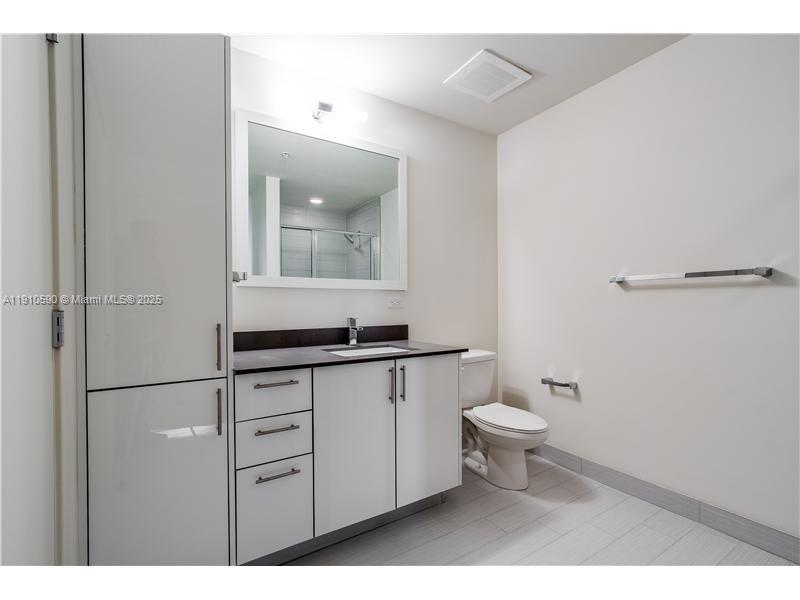 999 SW 1st Ave #3210, Miami FL 33130