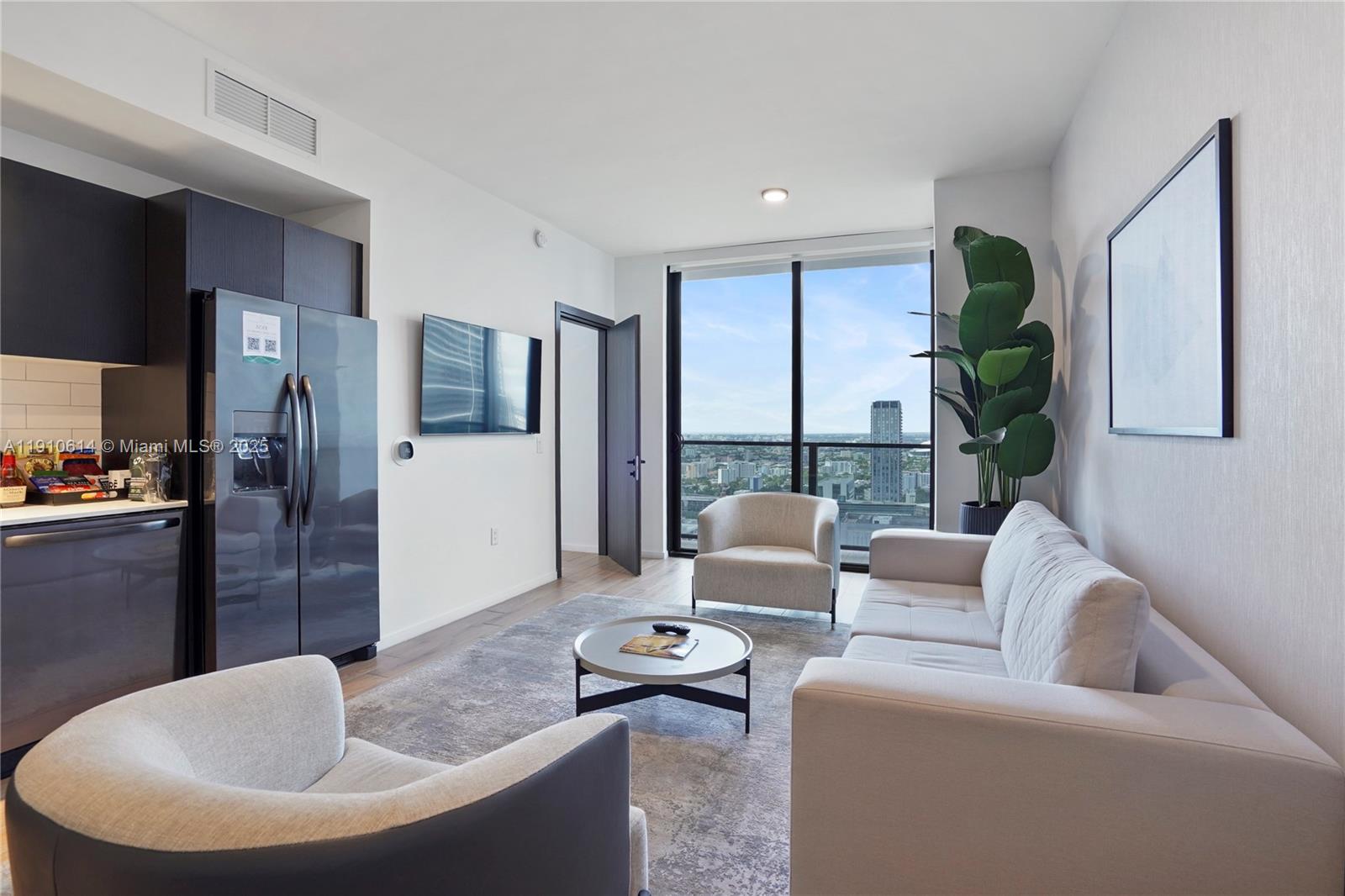 398 NE 5th St #3618, Miami FL 33132