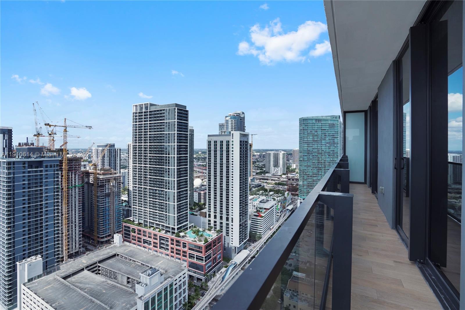 398 NE 5th St #3618, Miami FL 33132