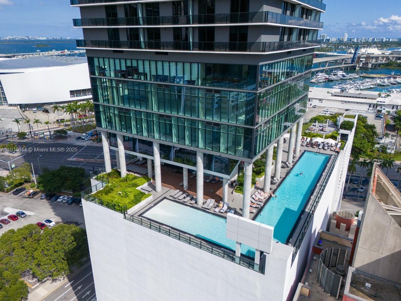 398 NE 5th St #3618, Miami FL 33132