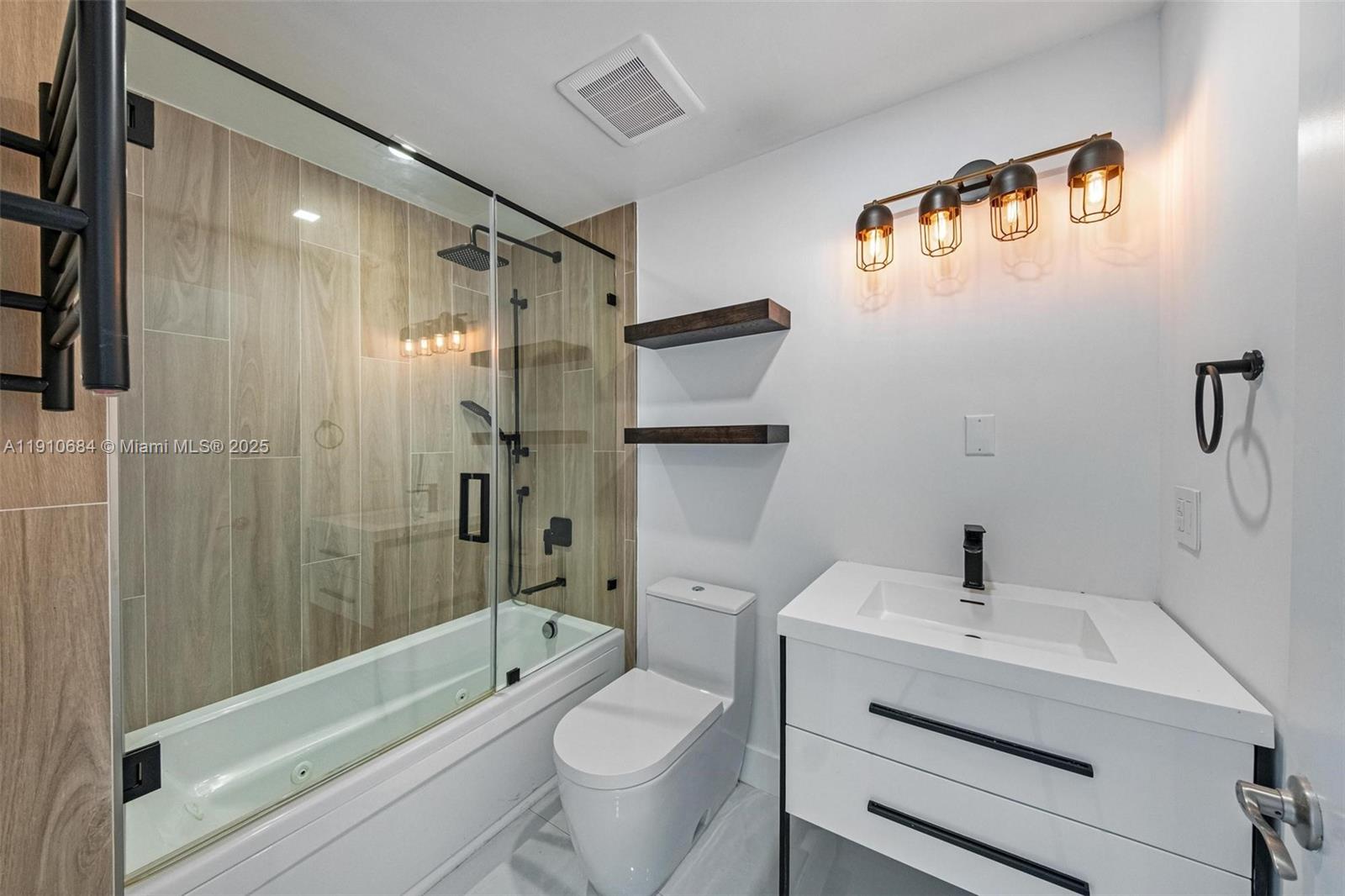 7918 Harbour Island Dr #207, North Bay Village FL 33141
