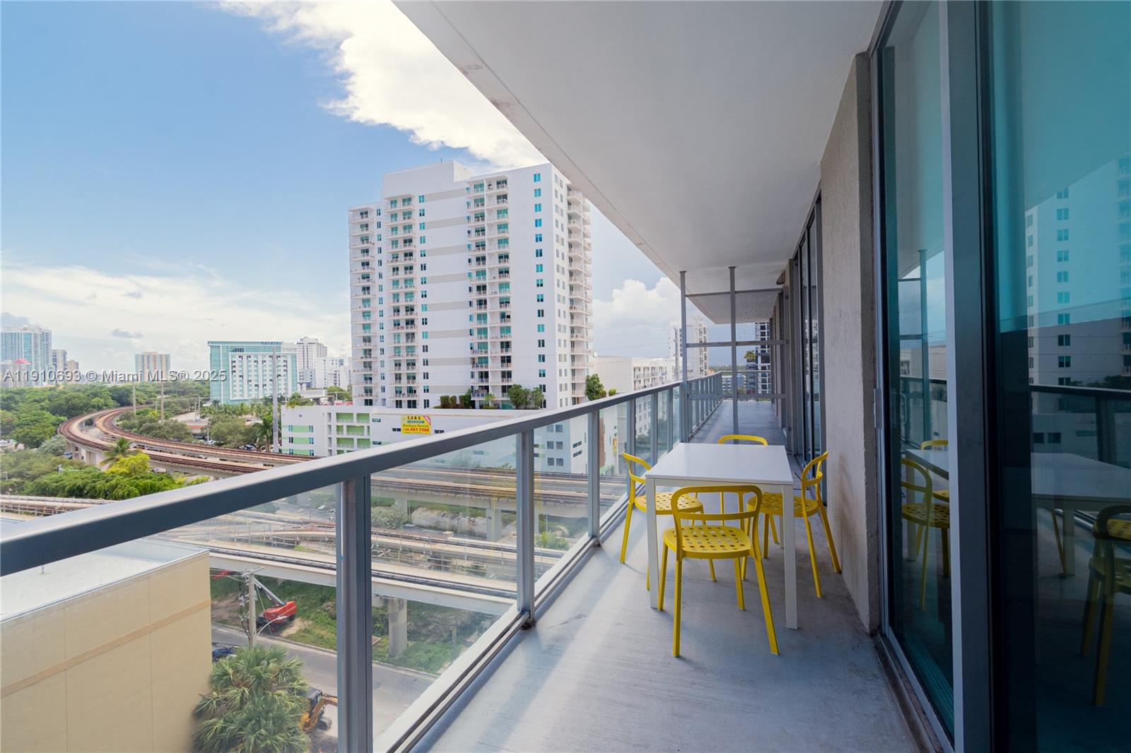 79 SW 12th St #1002-S, Miami FL 33130