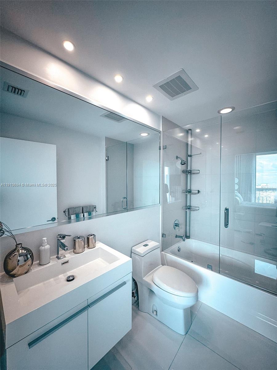 2020 N Bayshore Dr #2007, Miami FL 33137