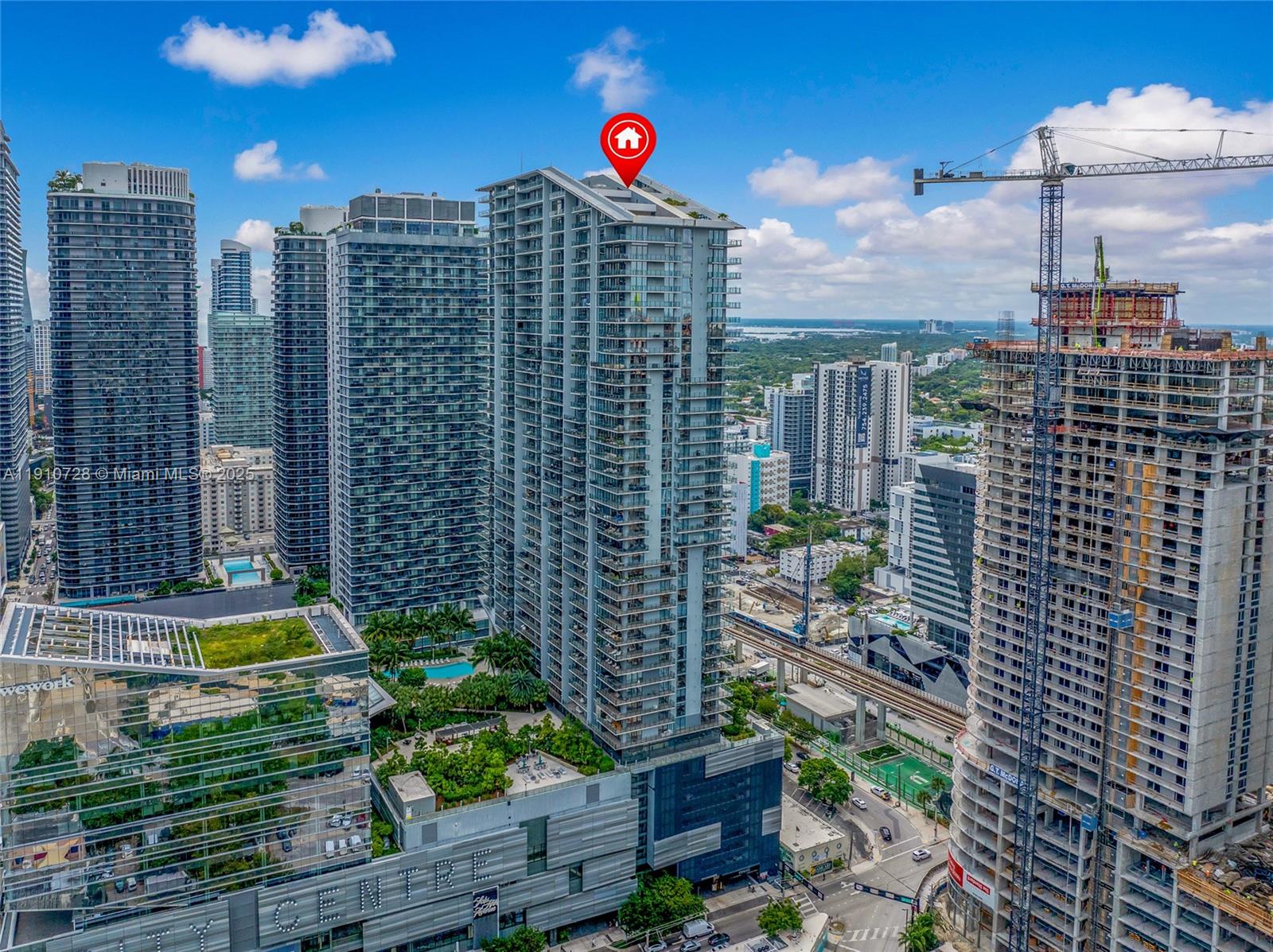 88 SW 7th St #1004, Miami FL 33130