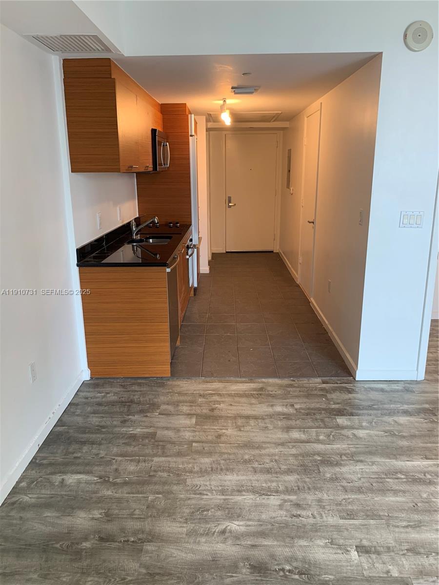 50 Biscayne Blvd #2909, Miami FL 33132