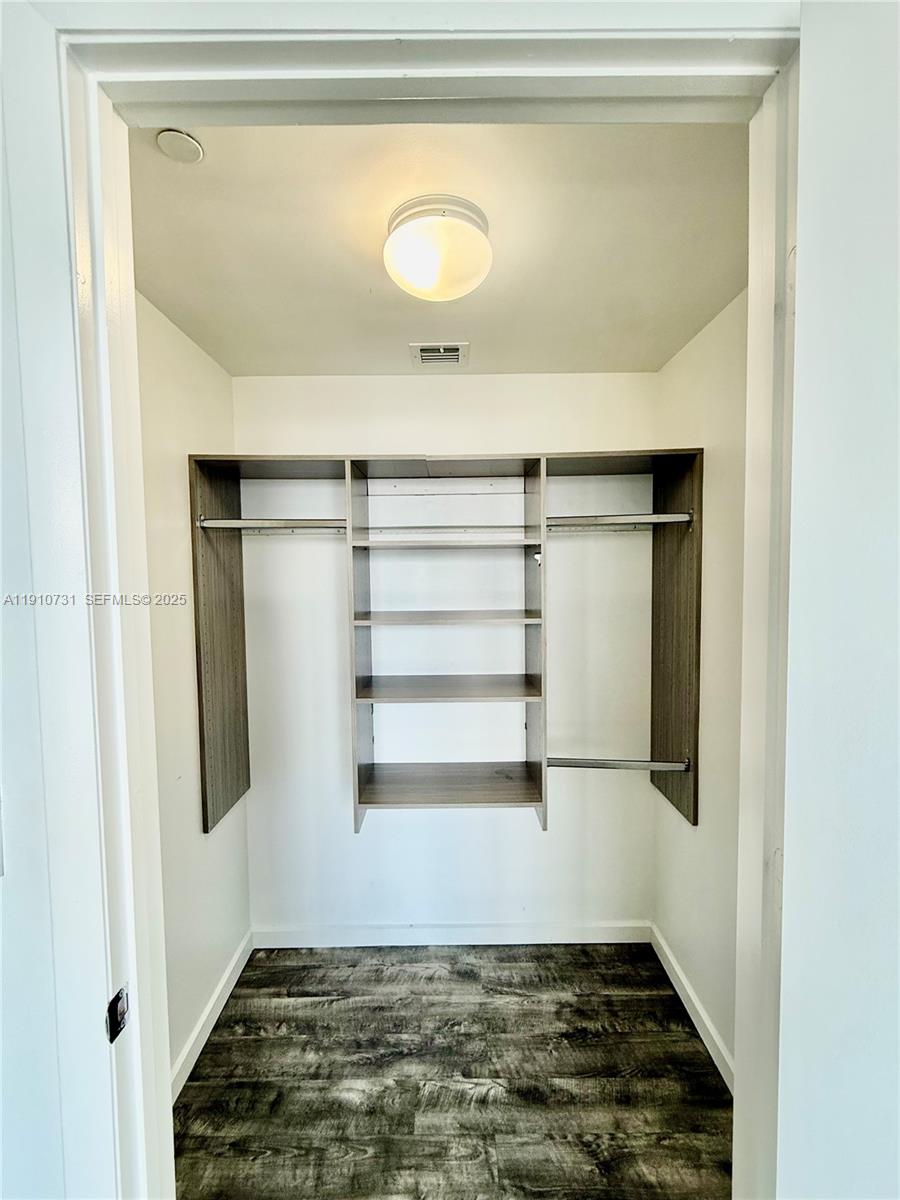 50 Biscayne Blvd #2909, Miami FL 33132