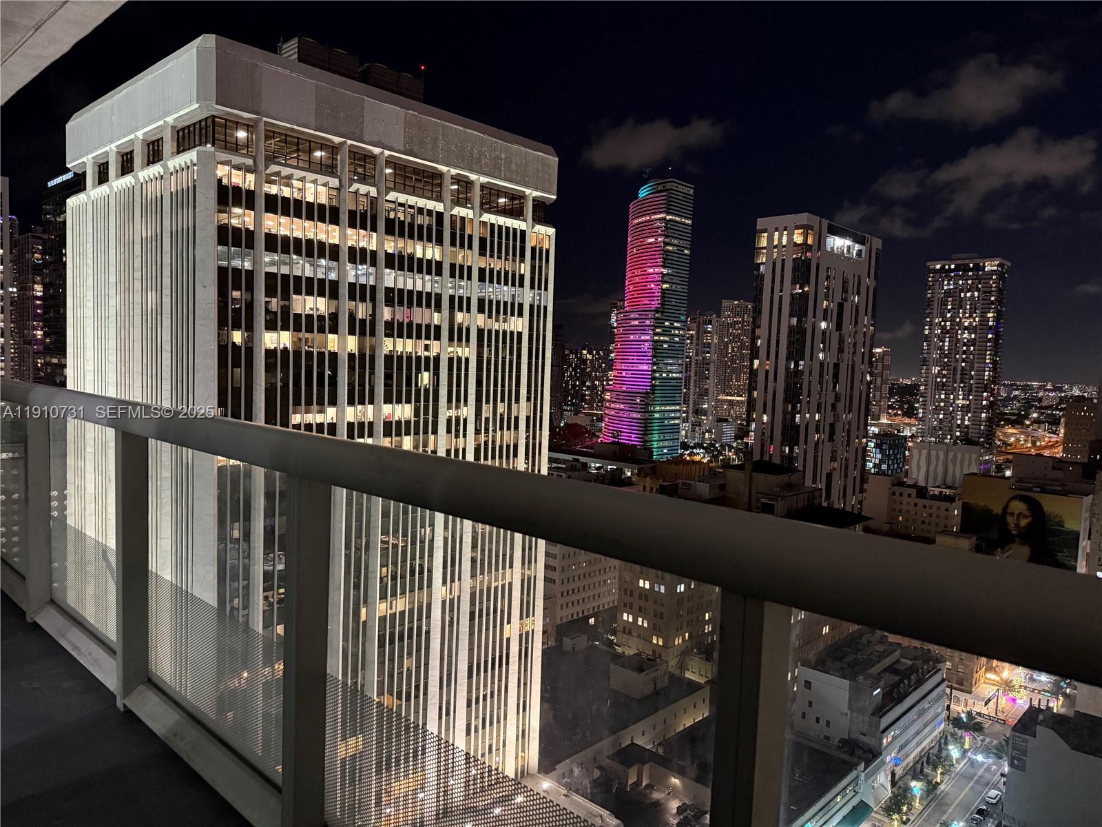 50 Biscayne Blvd #2909, Miami FL 33132