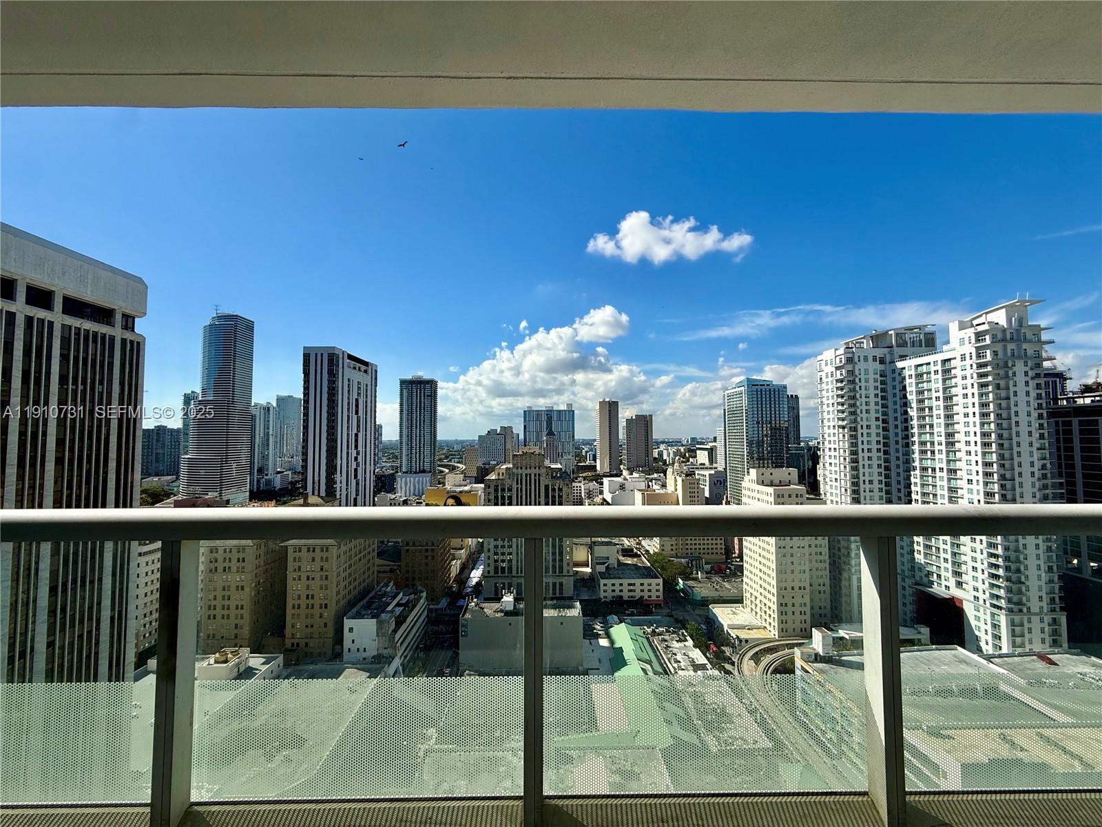 50 Biscayne Blvd #2909, Miami FL 33132