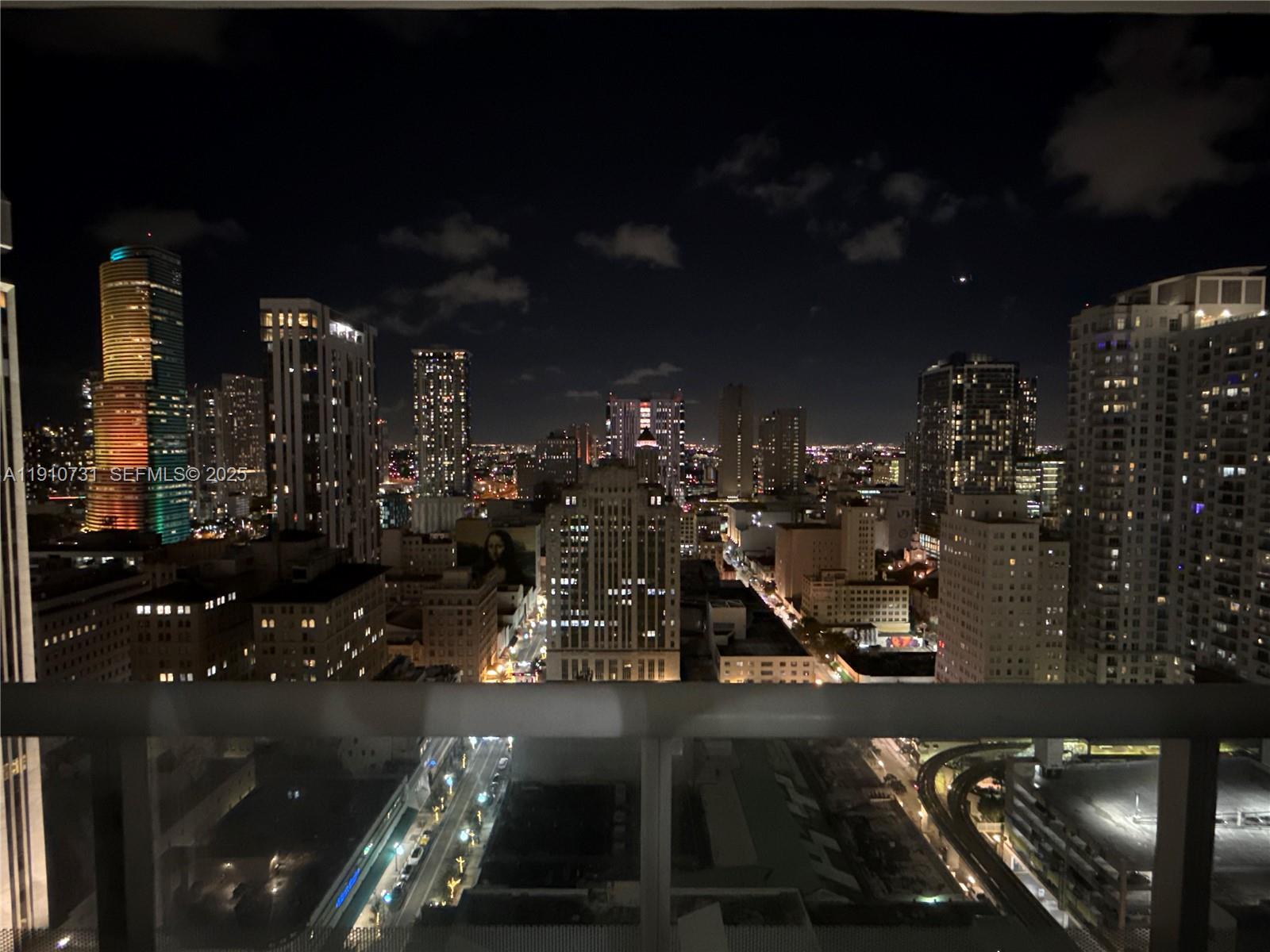50 Biscayne Blvd #2909, Miami FL 33132