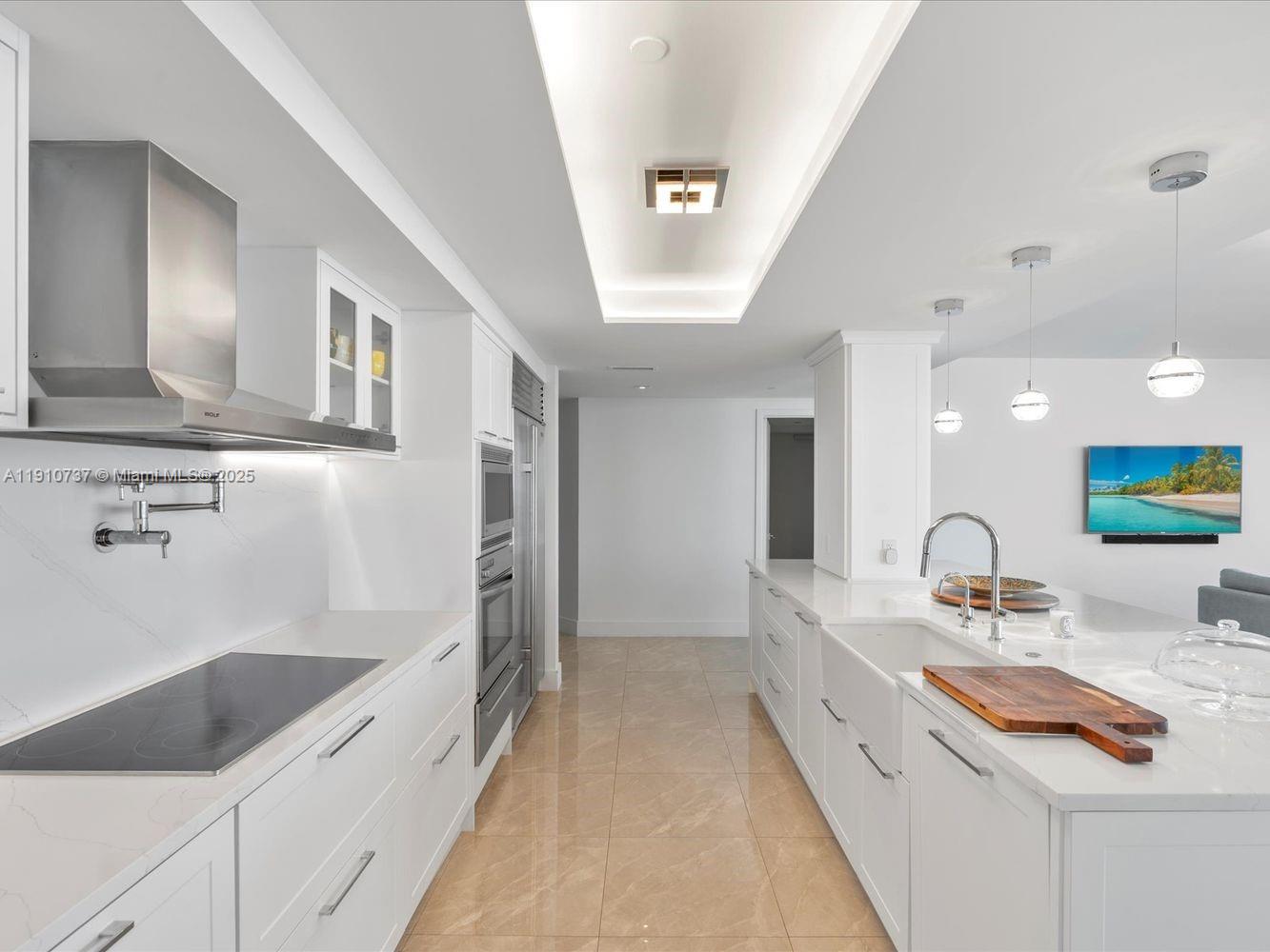 1331 Brickell Bay Dr #1811, Miami FL 33131