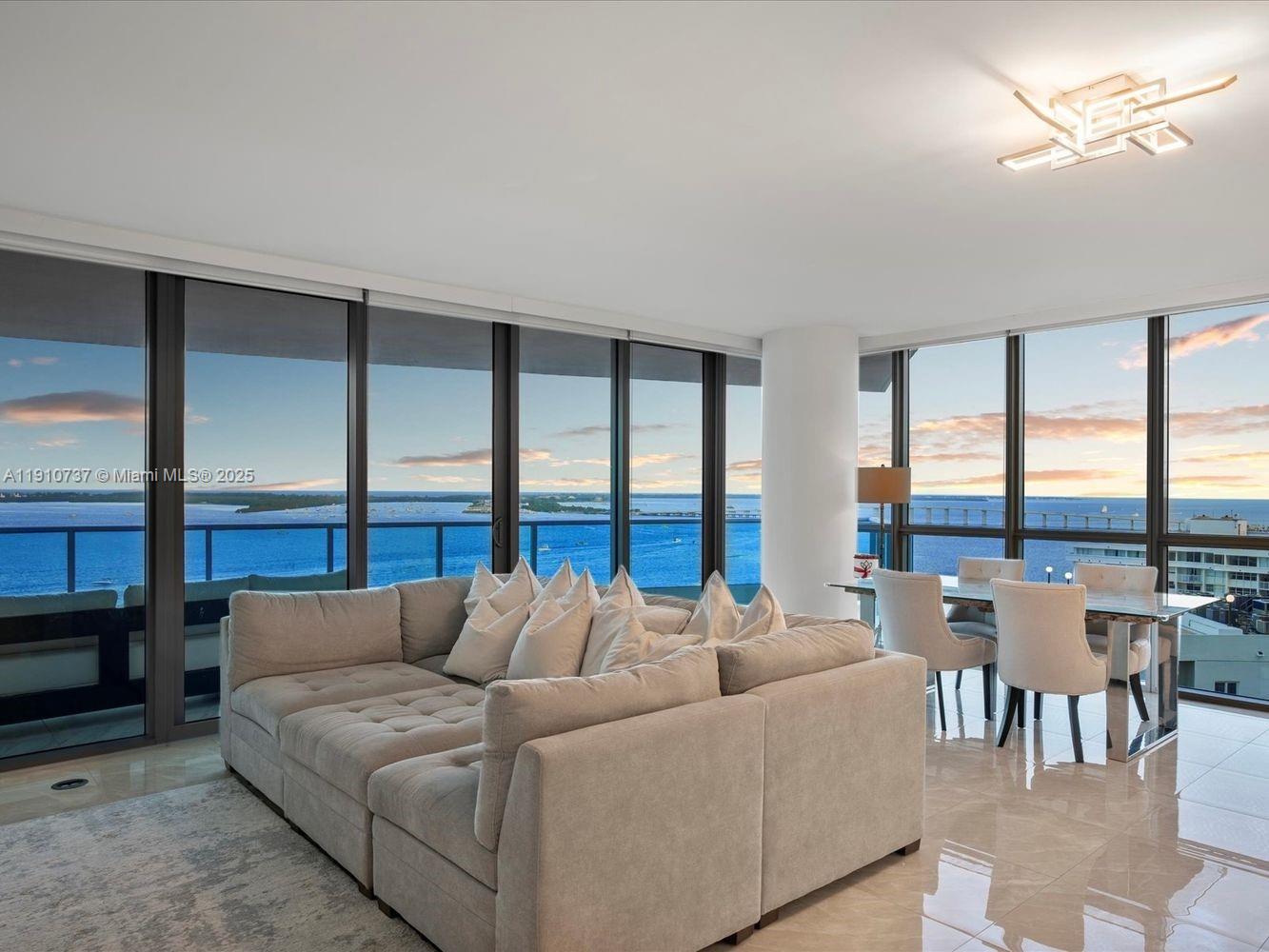 1331 Brickell Bay Dr #1811, Miami FL 33131