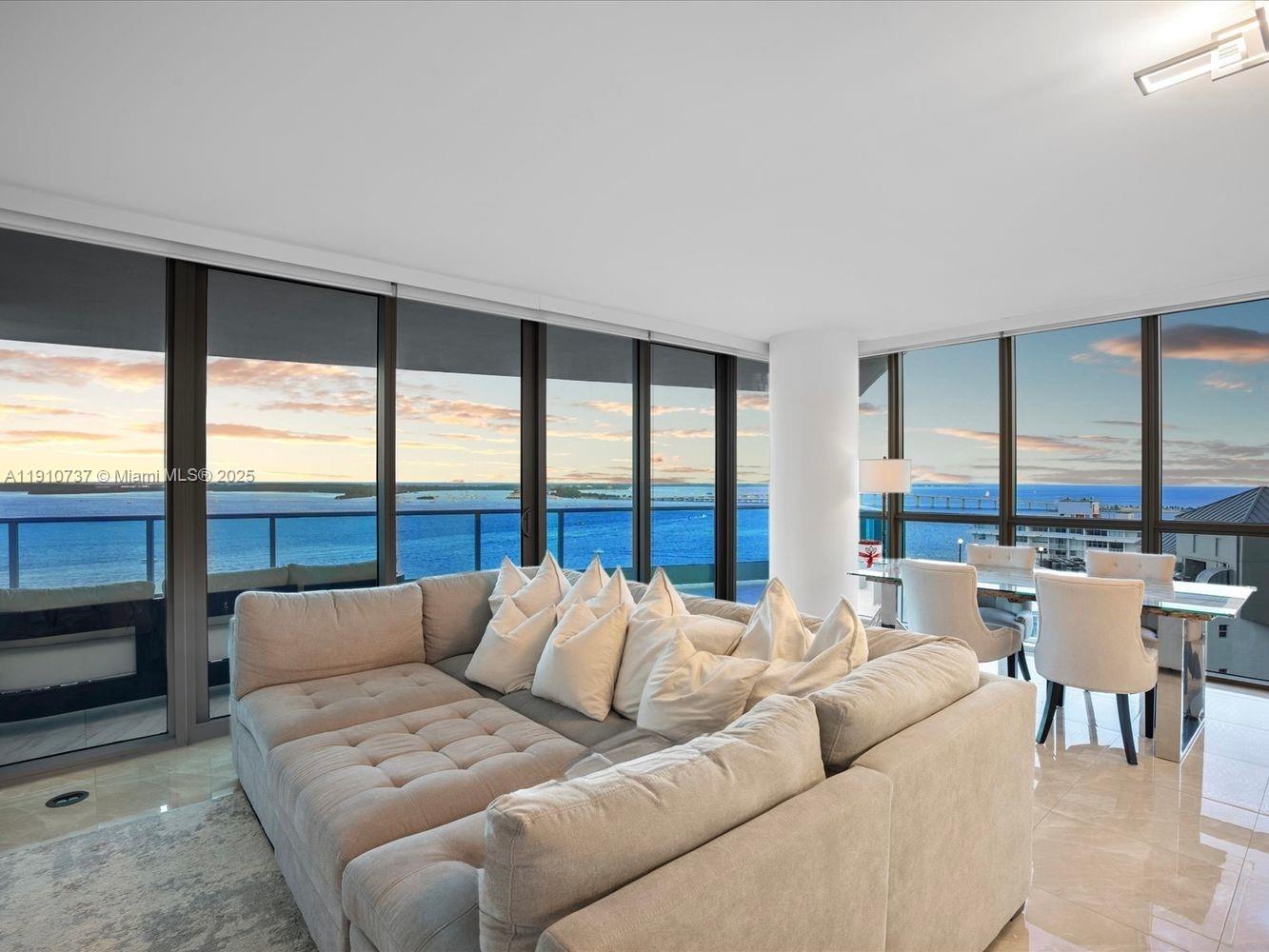 1331 Brickell Bay Dr #1811, Miami FL 33131