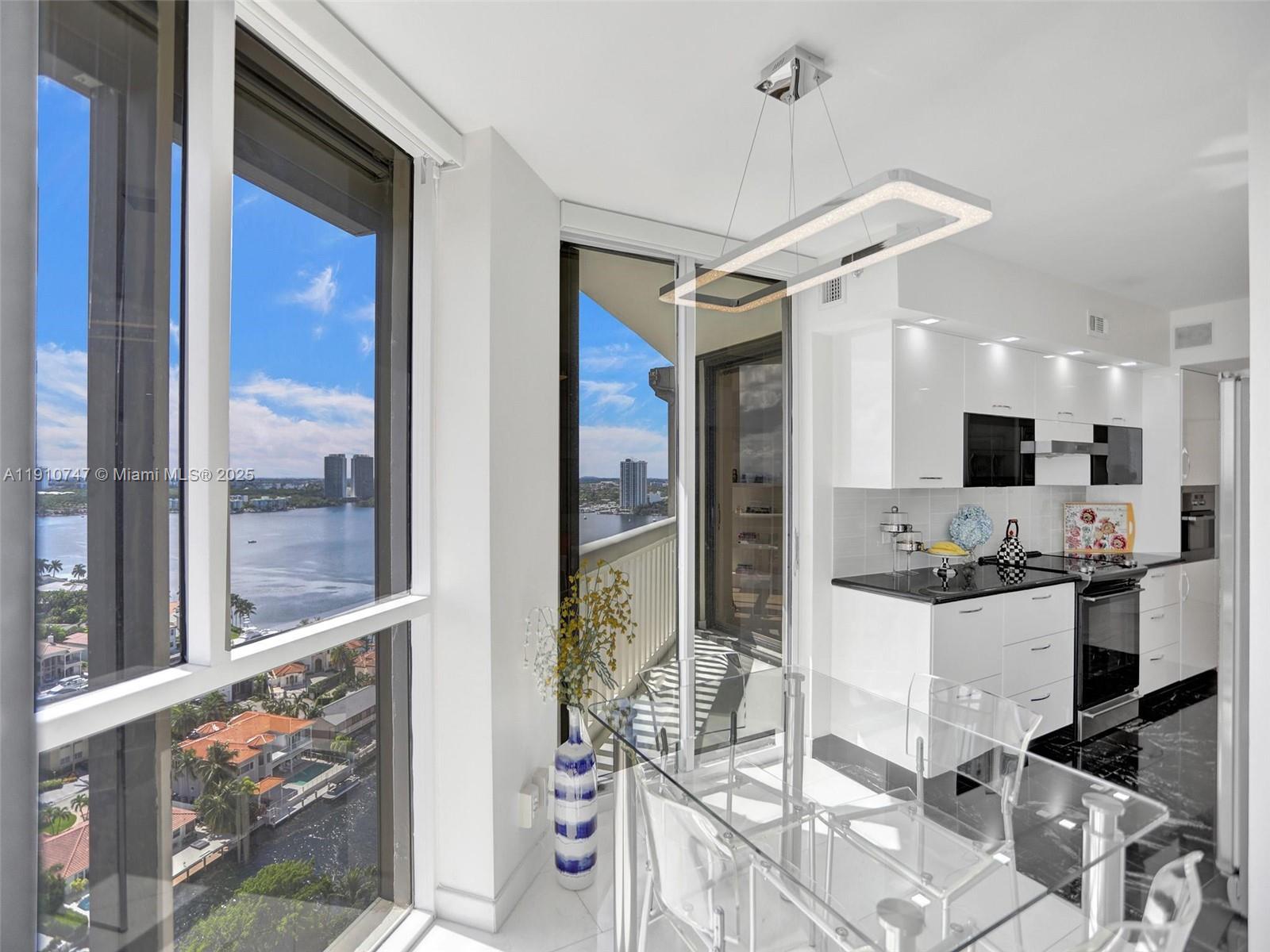 1000 E Island Blvd #2103, Aventura FL 33160