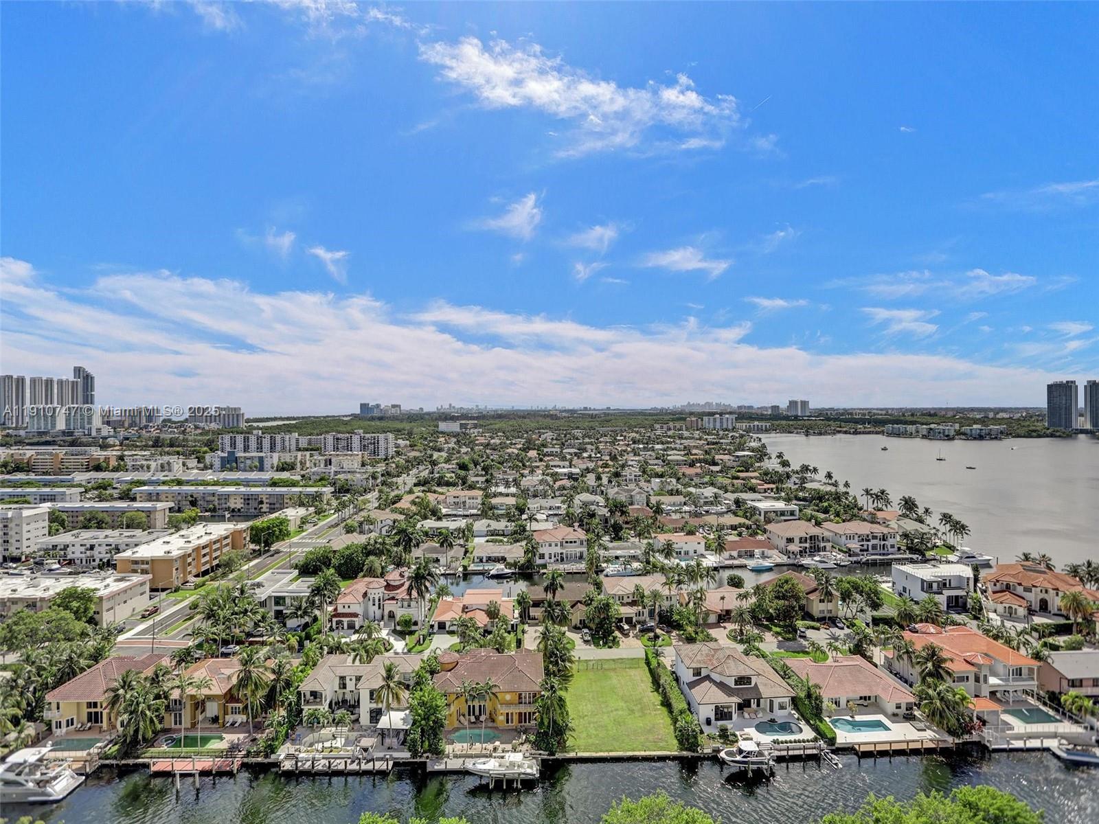1000 E Island Blvd #2103, Aventura FL 33160