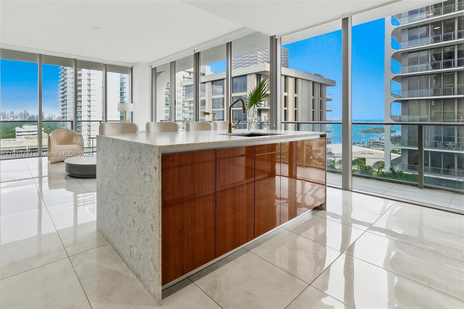2678 Tigertail Ave #1110, Miami FL 33133