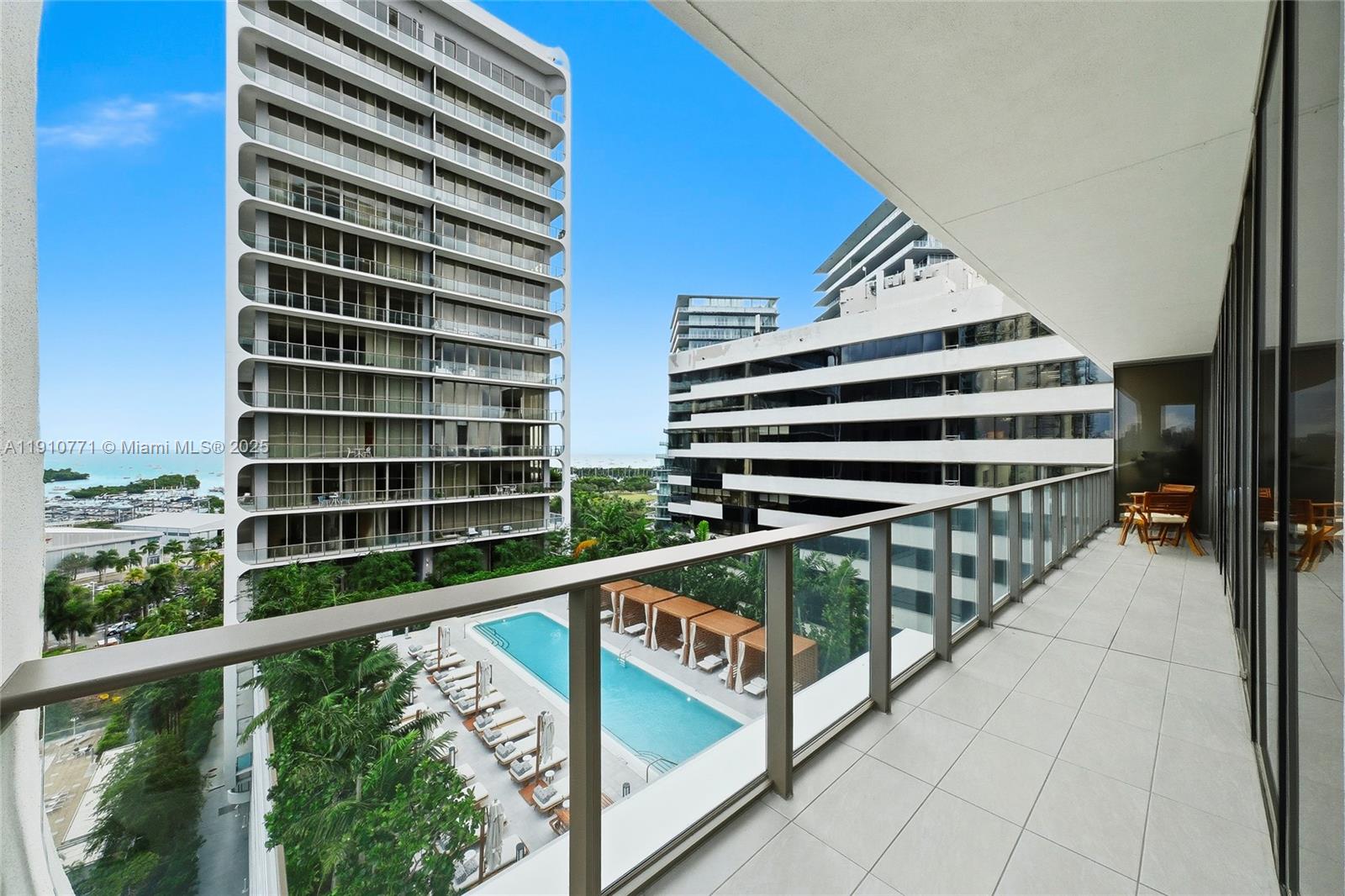 2678 Tigertail Ave #1110, Miami FL 33133