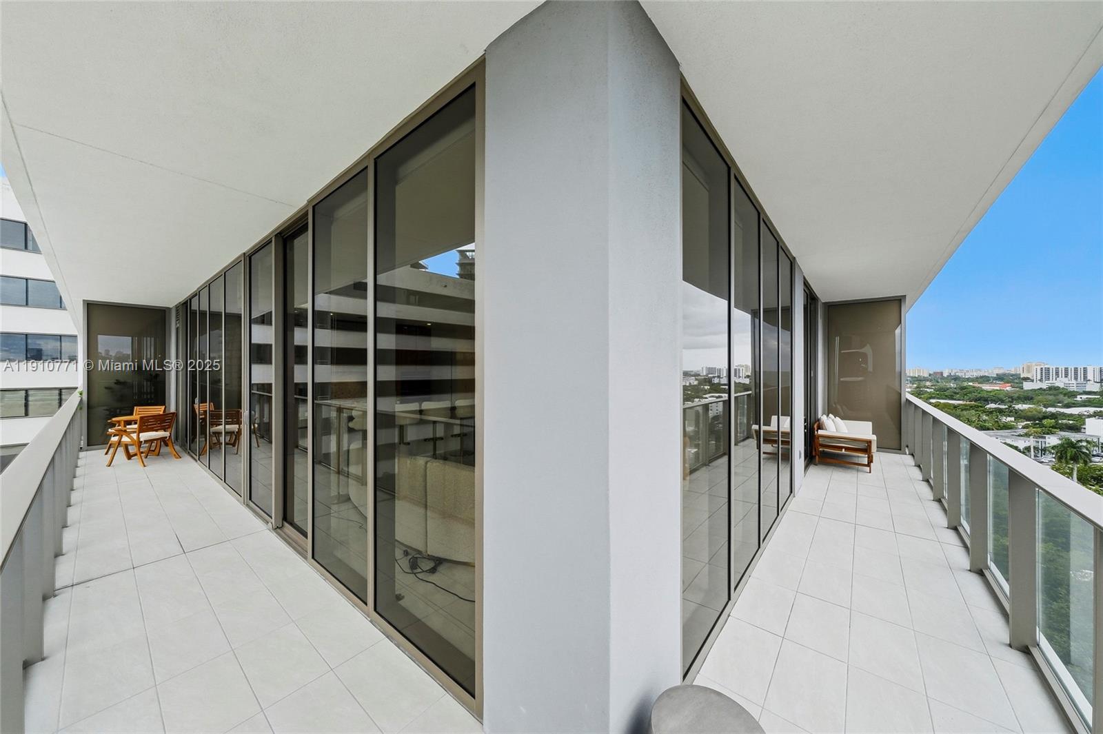 2678 Tigertail Ave #1110, Miami FL 33133