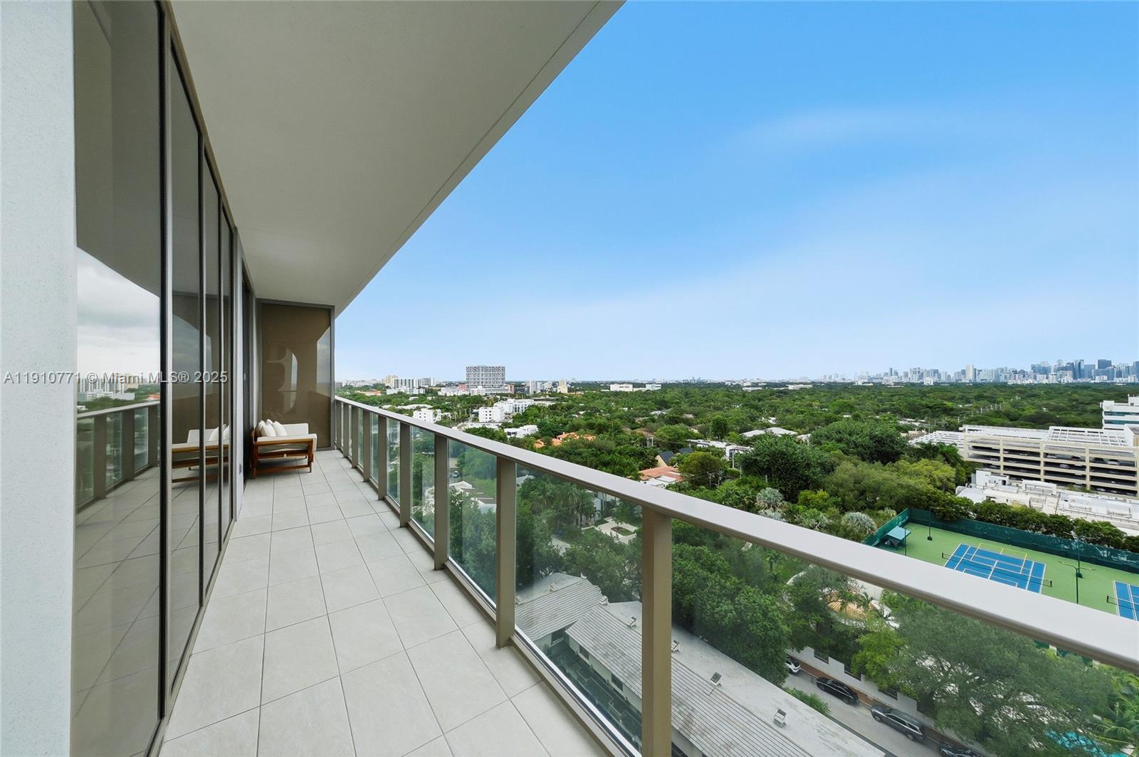 2678 Tigertail Ave #1110, Miami FL 33133