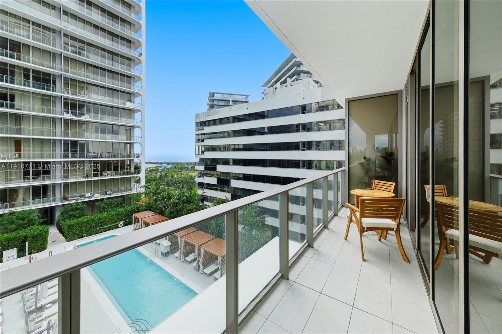 2678 Tigertail Ave #1110, Miami FL 33133