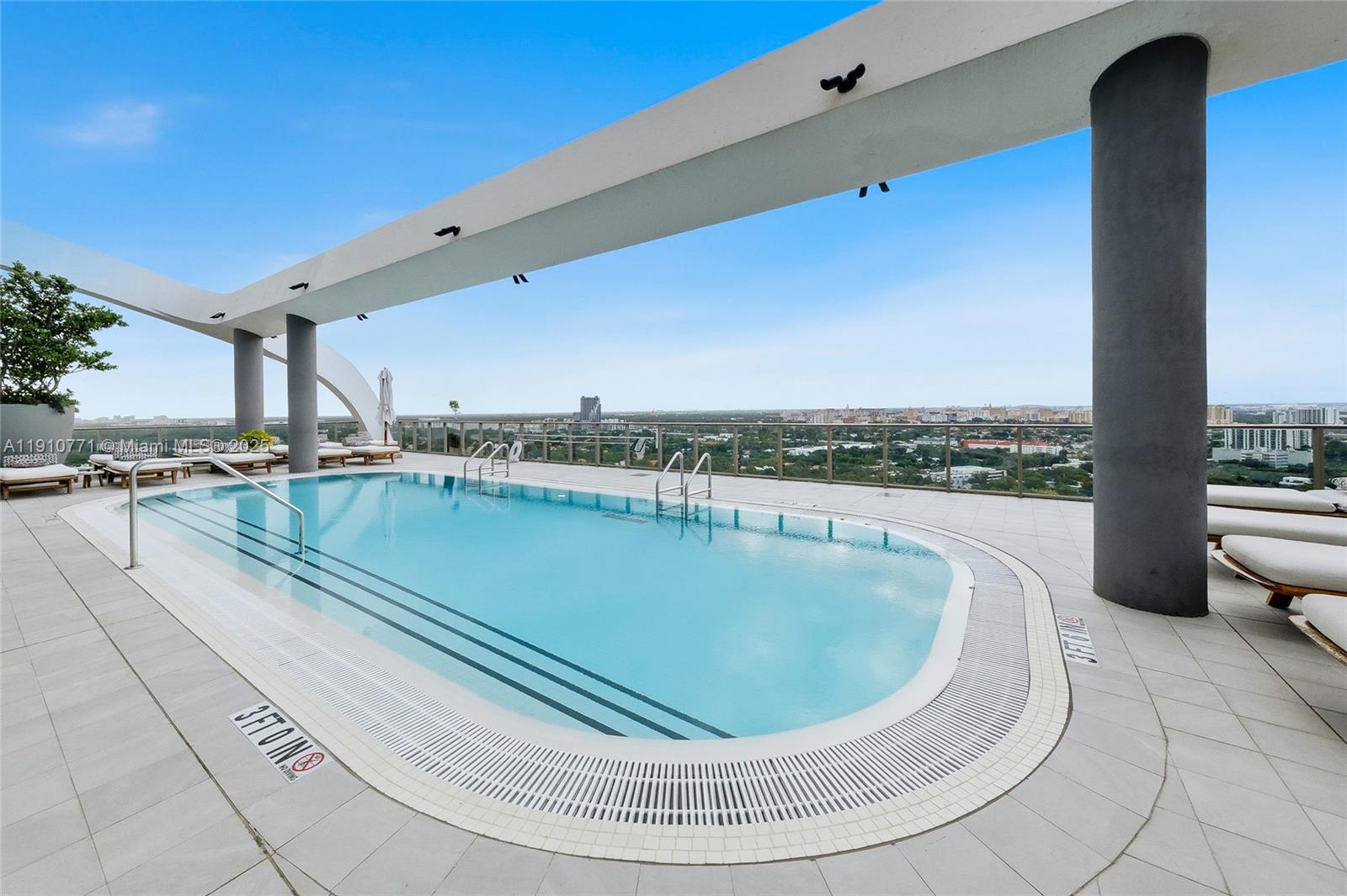 2678 Tigertail Ave #1110, Miami FL 33133