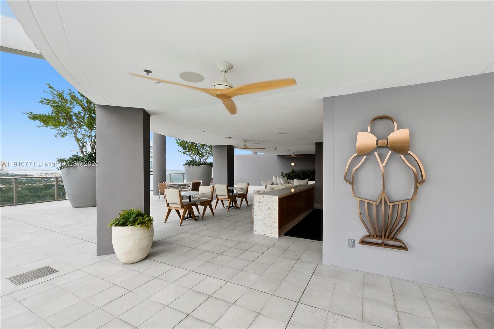 2678 Tigertail Ave #1110, Miami FL 33133